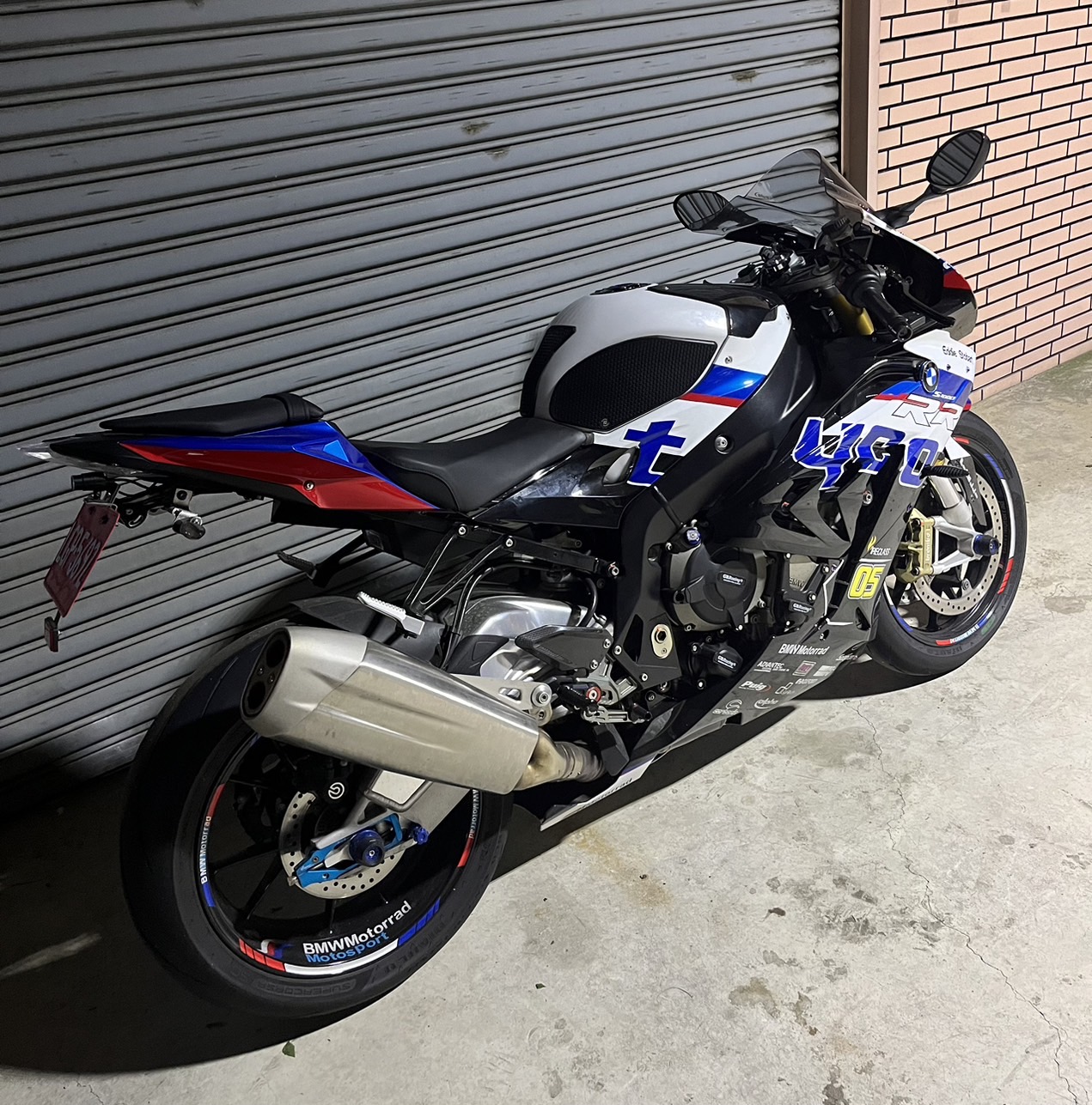 BMW S1000RR - 中古/二手車出售中 總代理 BMW S1000RR 一手車 低里程 車況絕頂 資料齊全 頂配仿賽 | 個人自售