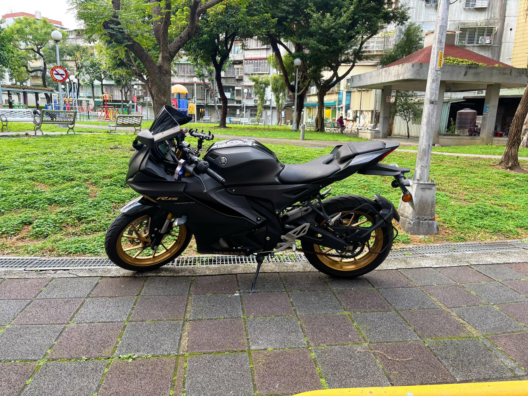 YAMAHA YZF-R15 - 中古/二手車出售中 YAMAHA R15V4 | 個人自售