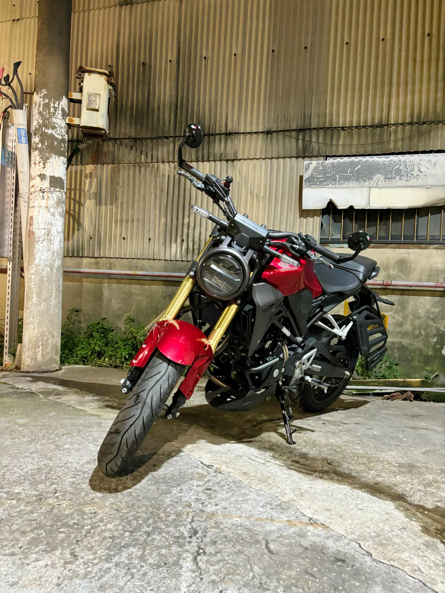 HONDA CB300R - 中古/二手車出售中 HONDA CB300R 有擋顯/滑離 | 個人自售