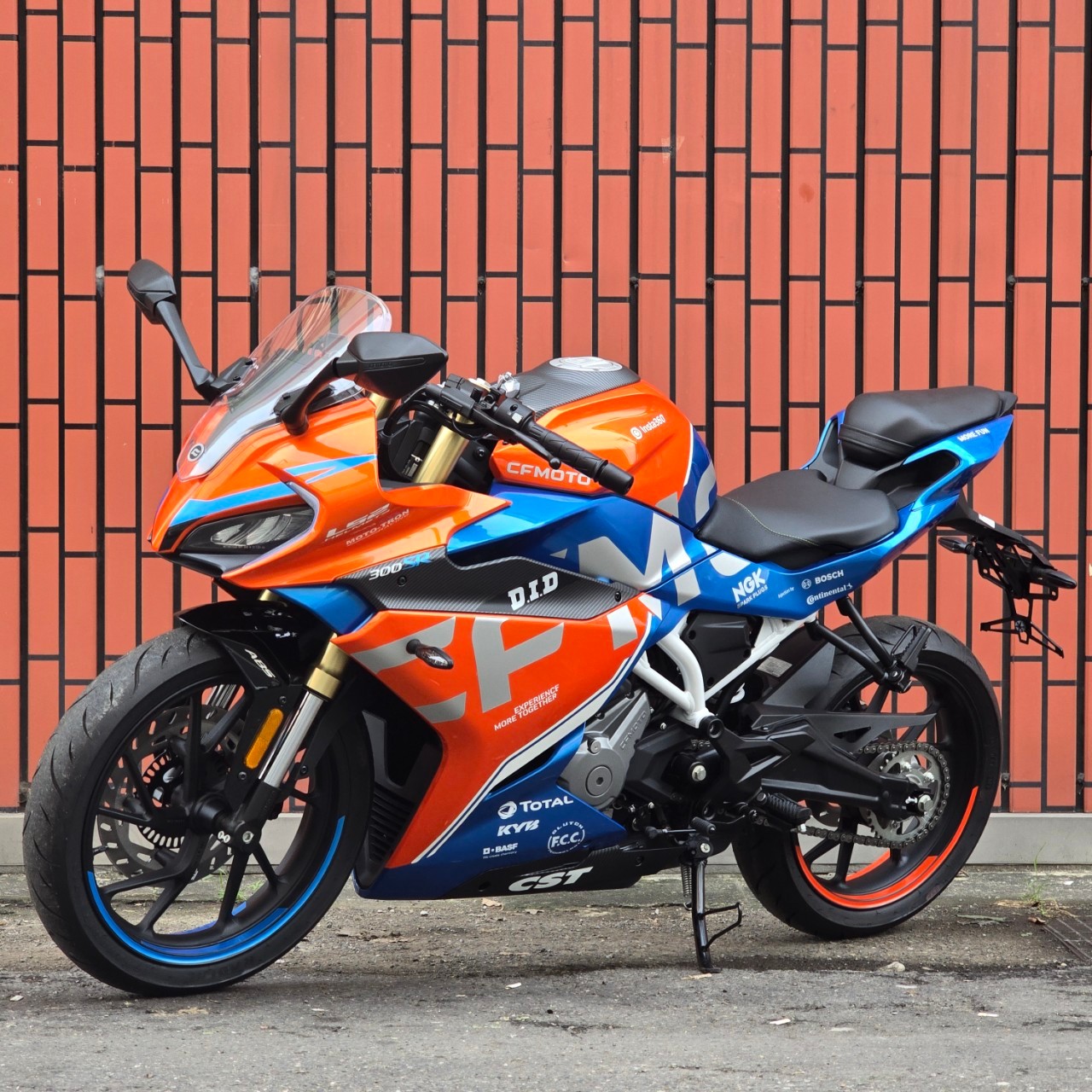 【飛翔國際】CFMOTO SR - 「Webike-摩托車市」 2022 CFMOTO 300SR 全新福利車 春風摩托 黃牌重機 仿賽 可全額貸 可車換車