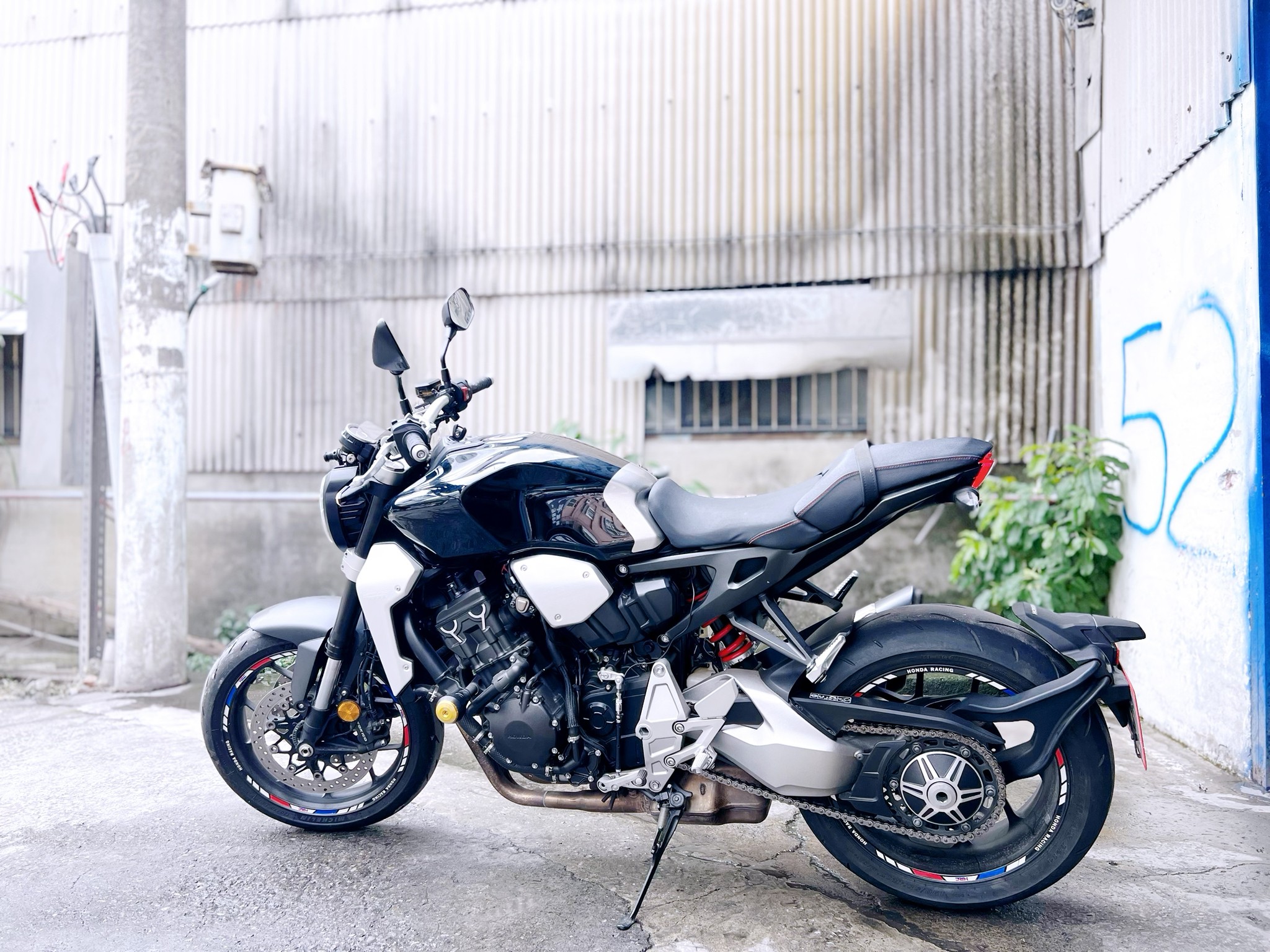 HONDA CB1000R - 中古/二手車出售中 HONDA CB1000R 台本 | 大蔡