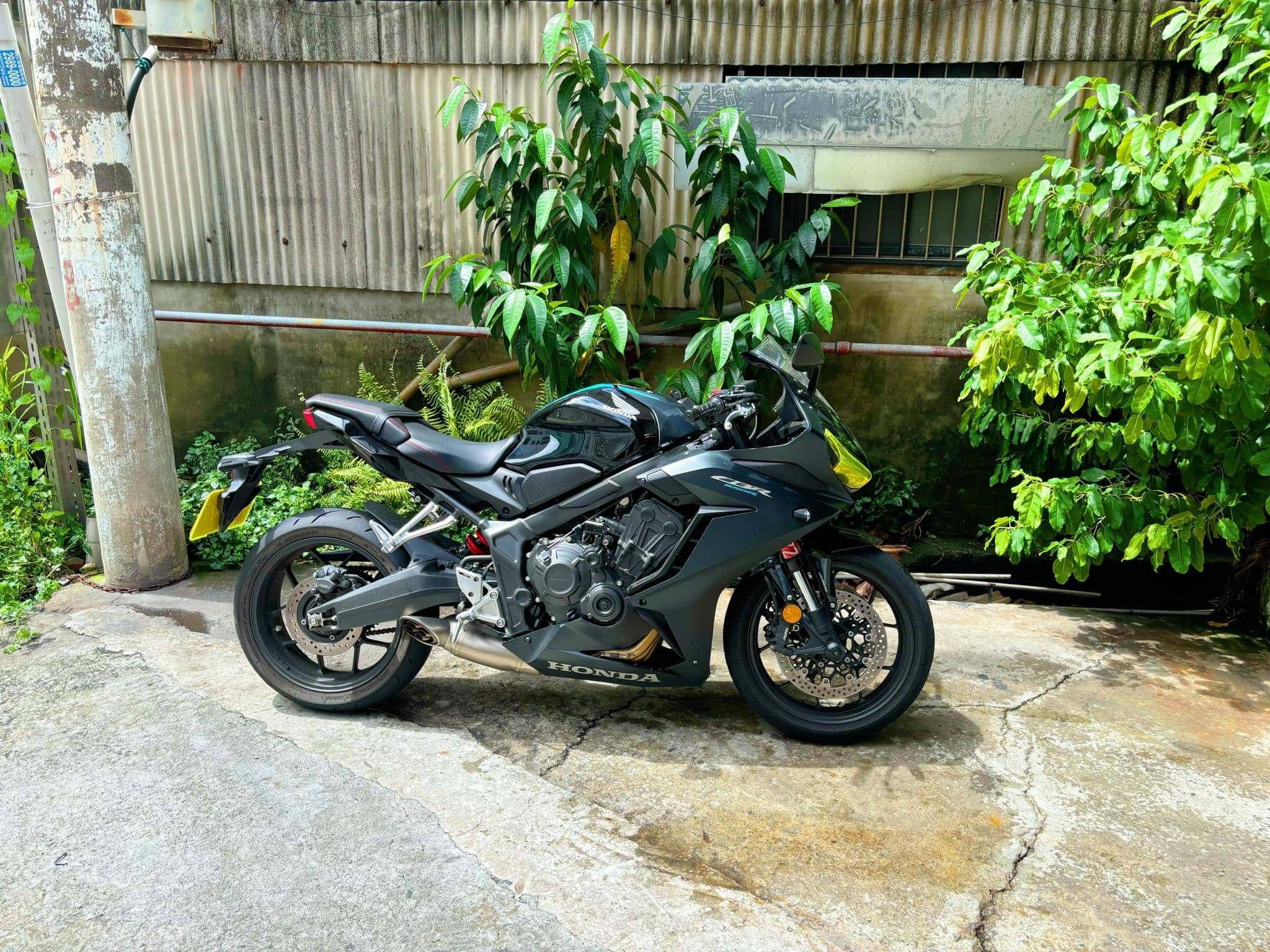 HONDA CBR650R - 中古/二手車出售中 HONDA CBR650R 台本車 | 個人自售