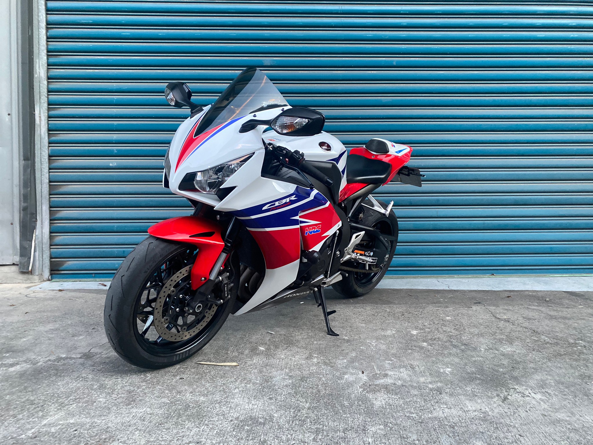 HONDA CBR1000RR Fire Blade - 中古/二手車出售中 15年CBR1000RR 精品改 小紅莓排氣管  IG:大聖二輪廣場 | Motoshen大聖二輪廣場