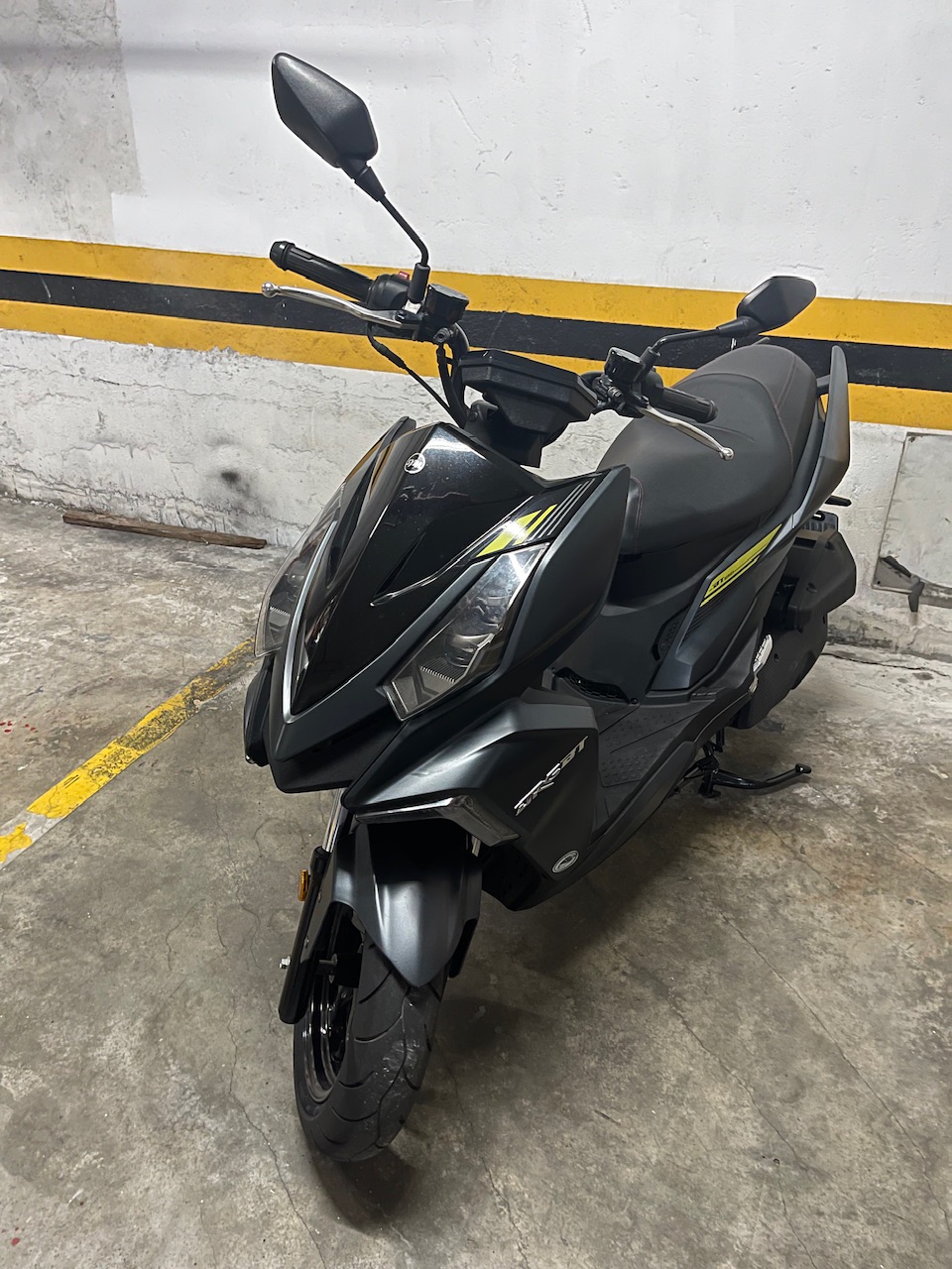 【個人自售】三陽 DRG BT - 「Webike-摩托車市」 賣代步三陽DRG 158 2022年 雙碟ABS TCS全車原廠原漆無改裝，現況出售，通勤、接送、外送的不錯選擇，有喜歡可以把握～