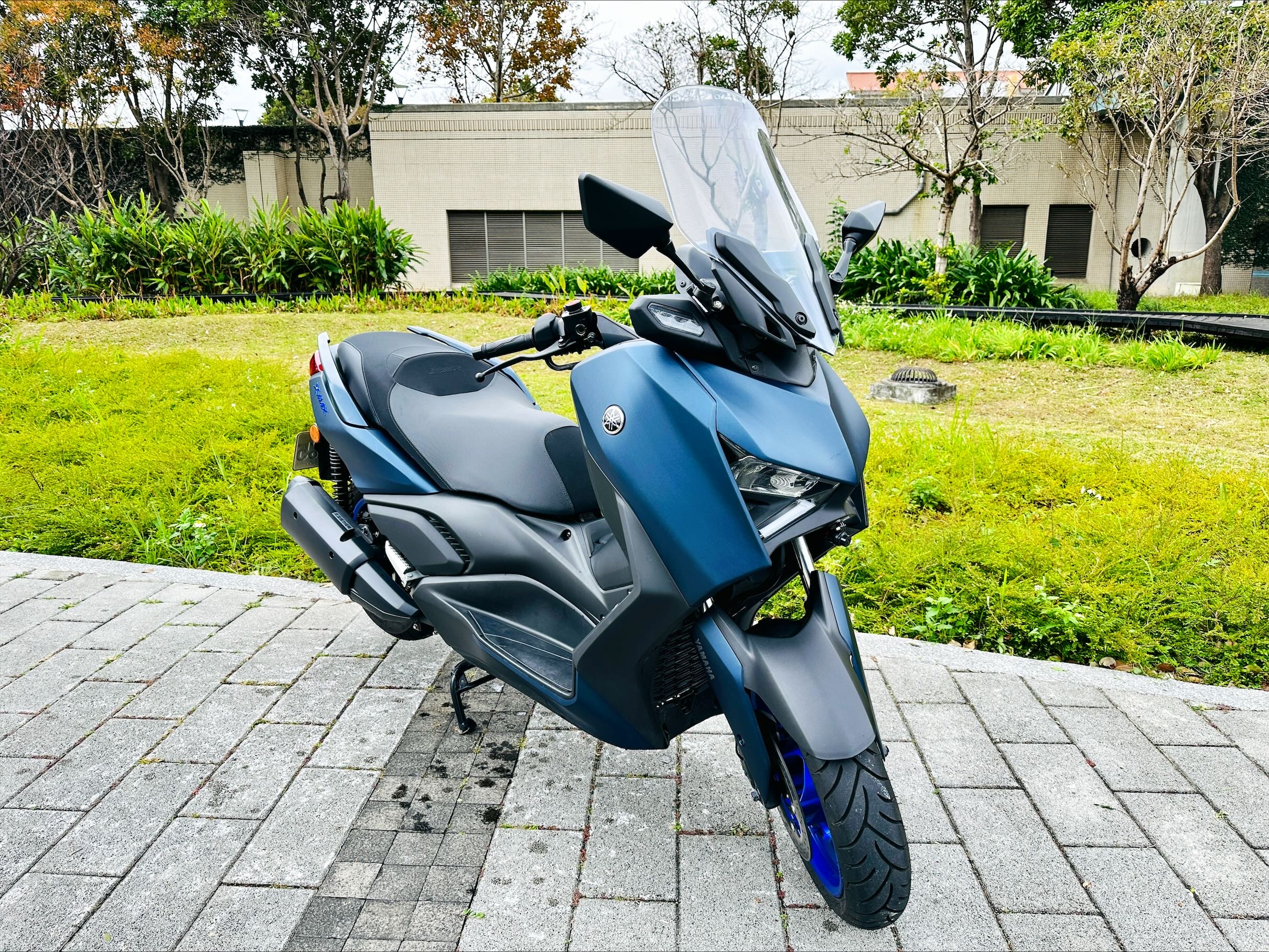 YAMAHA X-MAX 300 - 中古/二手車出售中 YAMAHA XMAX300 2024年1月發照 騎2千公里 | 輪泰車業