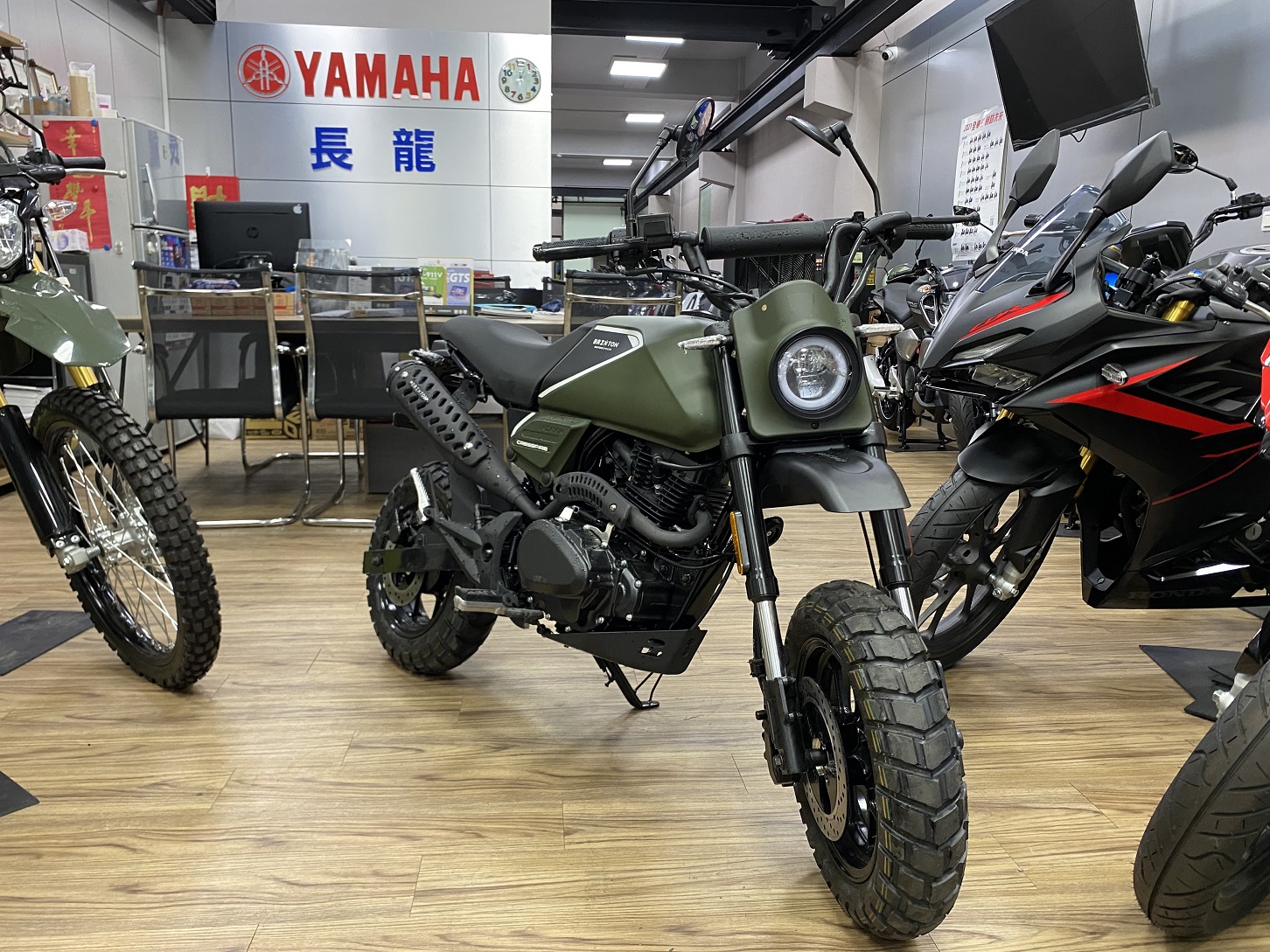 BRIXTON Crossfire 125XS新車出售中 【新竹長龍車業】BRIXTON Crossfire 125 XS | 新竹長龍車業行