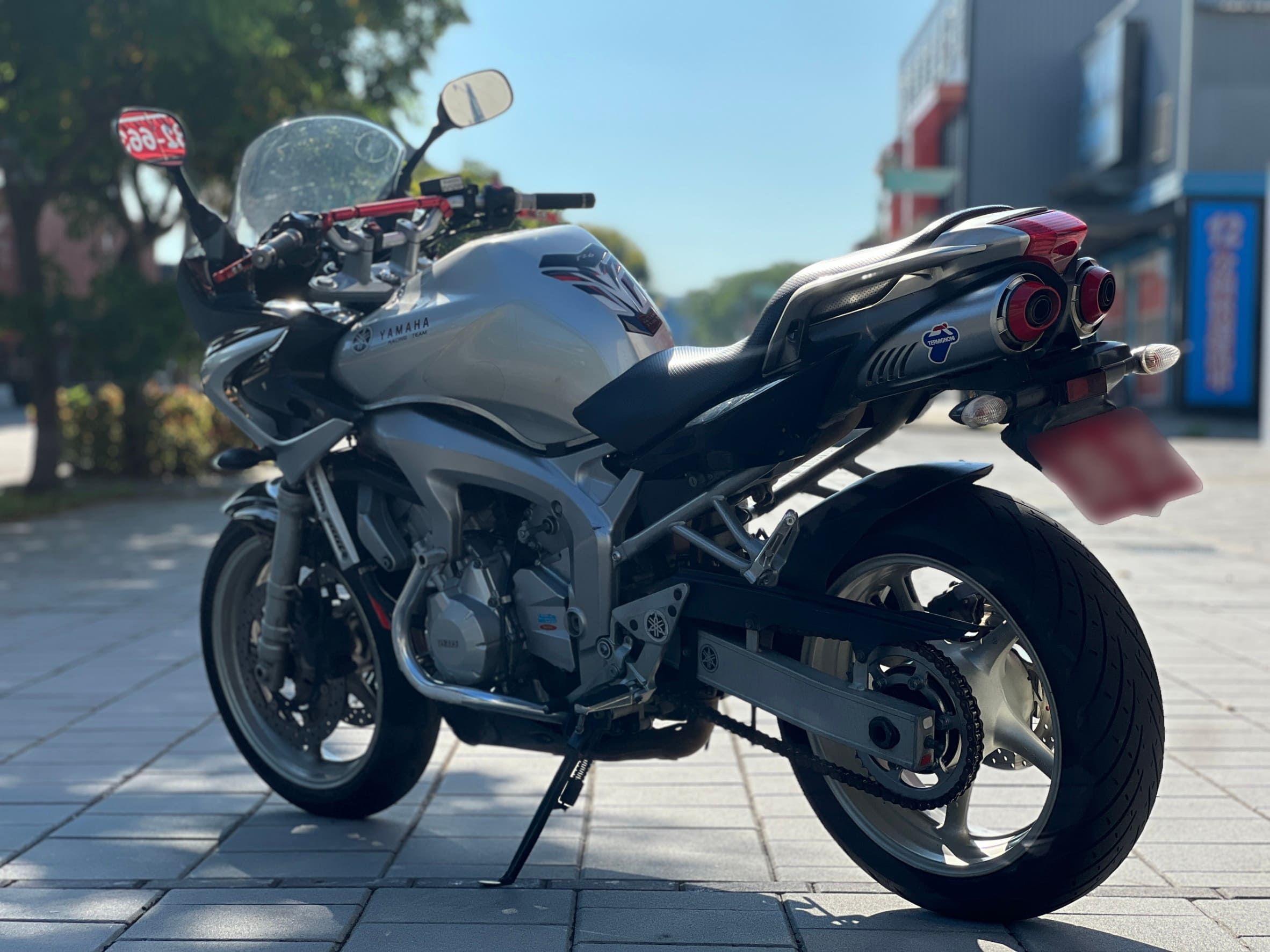 YAMAHA FZ6 - 中古/二手車出售中 2004年 YAMAHA FZ6/0元交車/分期貸款/車換車/線上賞車/到府交車 | 翊帆國際重車