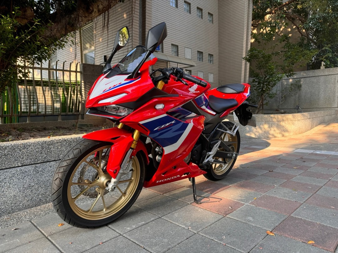 HONDA CBR150R - 中古/二手車出售中 Honda CBR150R HRC配色 | 個人自售