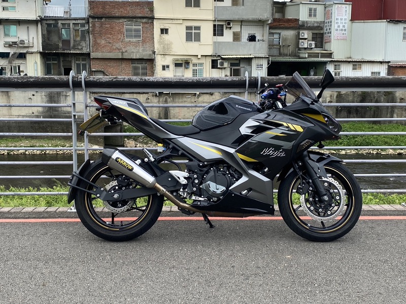 KAWASAKI NINJA400 - 中古/二手車出售中 2021 Kawasaki Ninja400（2022樣式）   | Ike 孝森豪重機