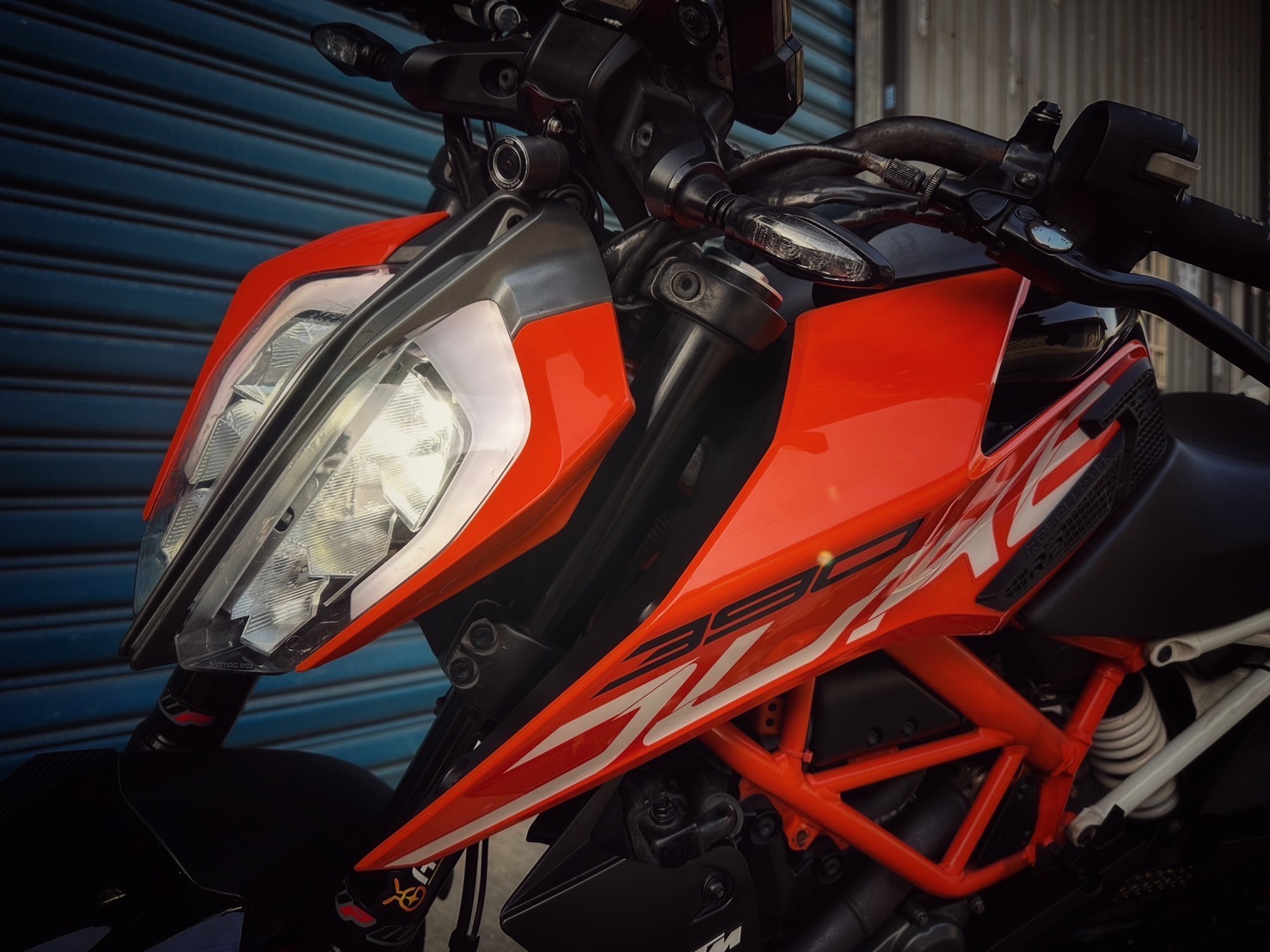 KTM 390DUKE - 中古/二手車出售中 Duke390 碳蠍管 行車記錄器 腳踏後移 小資族二手重機買賣 | 小資族二手重機買賣