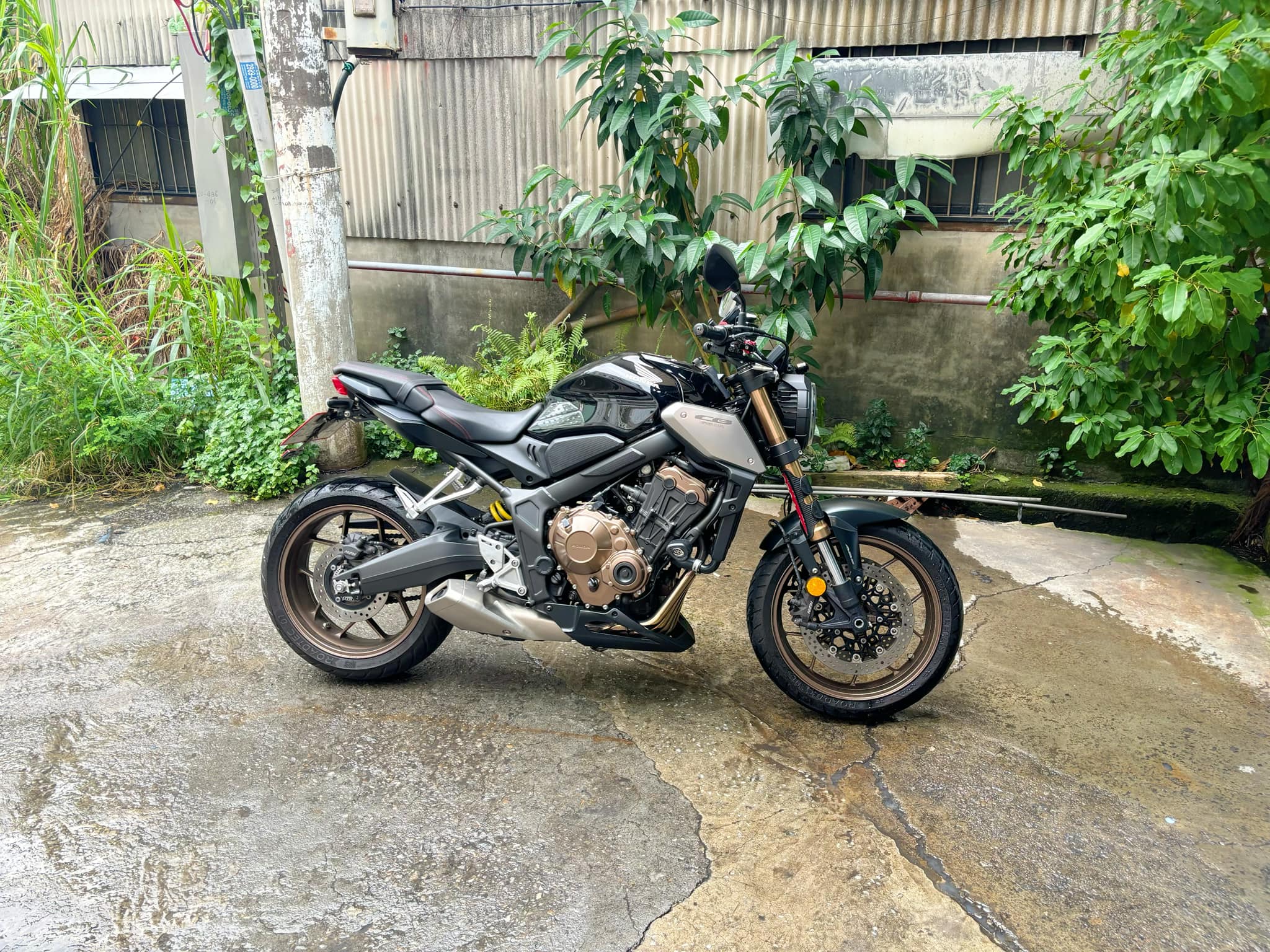 HONDA CB650R - 中古/二手車出售中 HONDA CB650R 台本車 | 個人自售