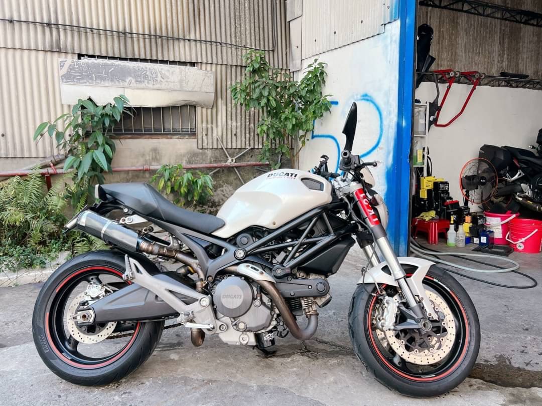 DUCATI MONSTER696 - 中古/二手車出售中 Ducati Monster 696  協助分期、託運、換車補貼、代償結清 Line ID:@q0984380388 | 小菜輕重機