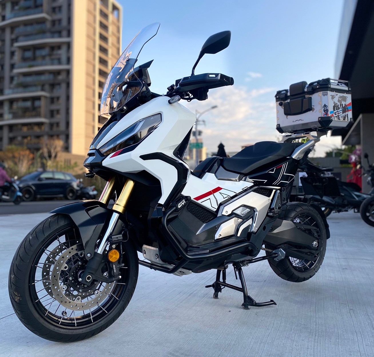 HONDA X-ADV - 中古/二手車出售中 2023 Honda X-ADV 市場少見低里程 | 個人自售