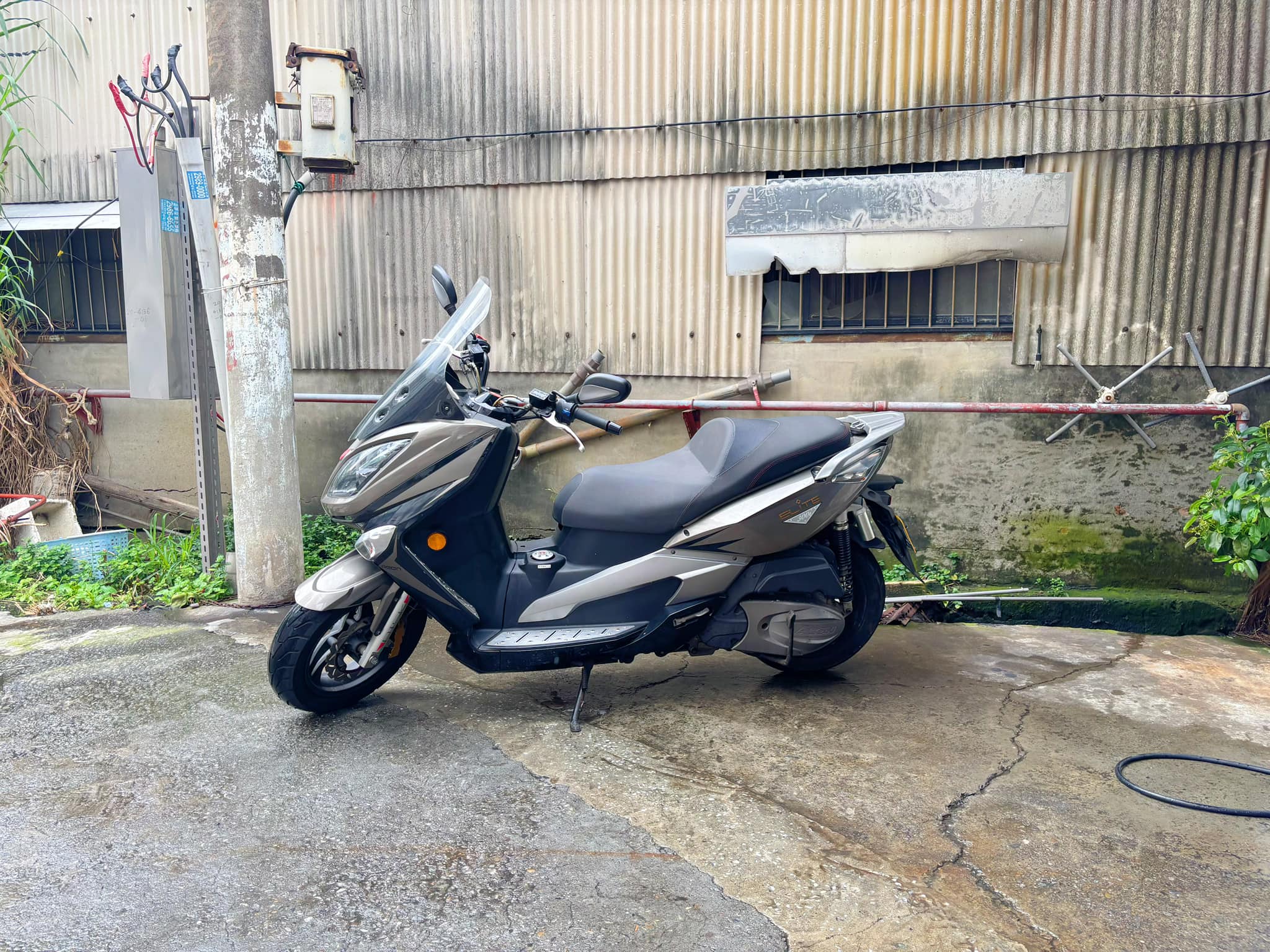 宏佳騰 ELITE 300 - 中古/二手車出售中 宏佳騰 Elite 300i | 個人自售