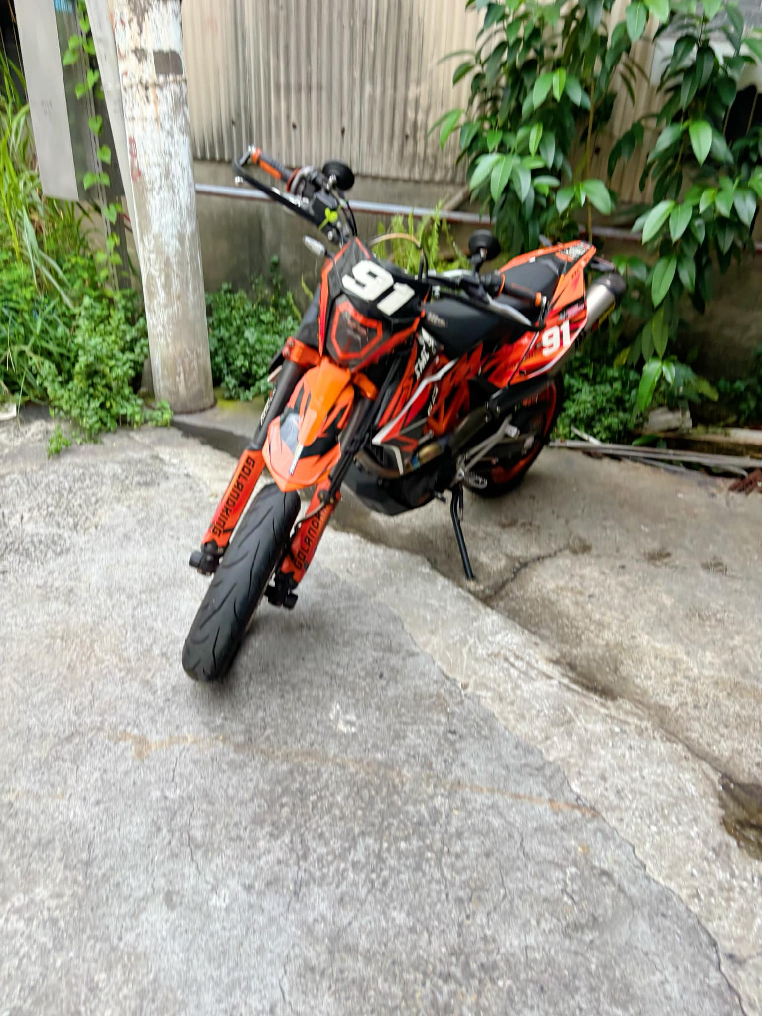 KTM 690SMC R - 中古/二手車出售中 KTM 690 SMC R  | 個人自售