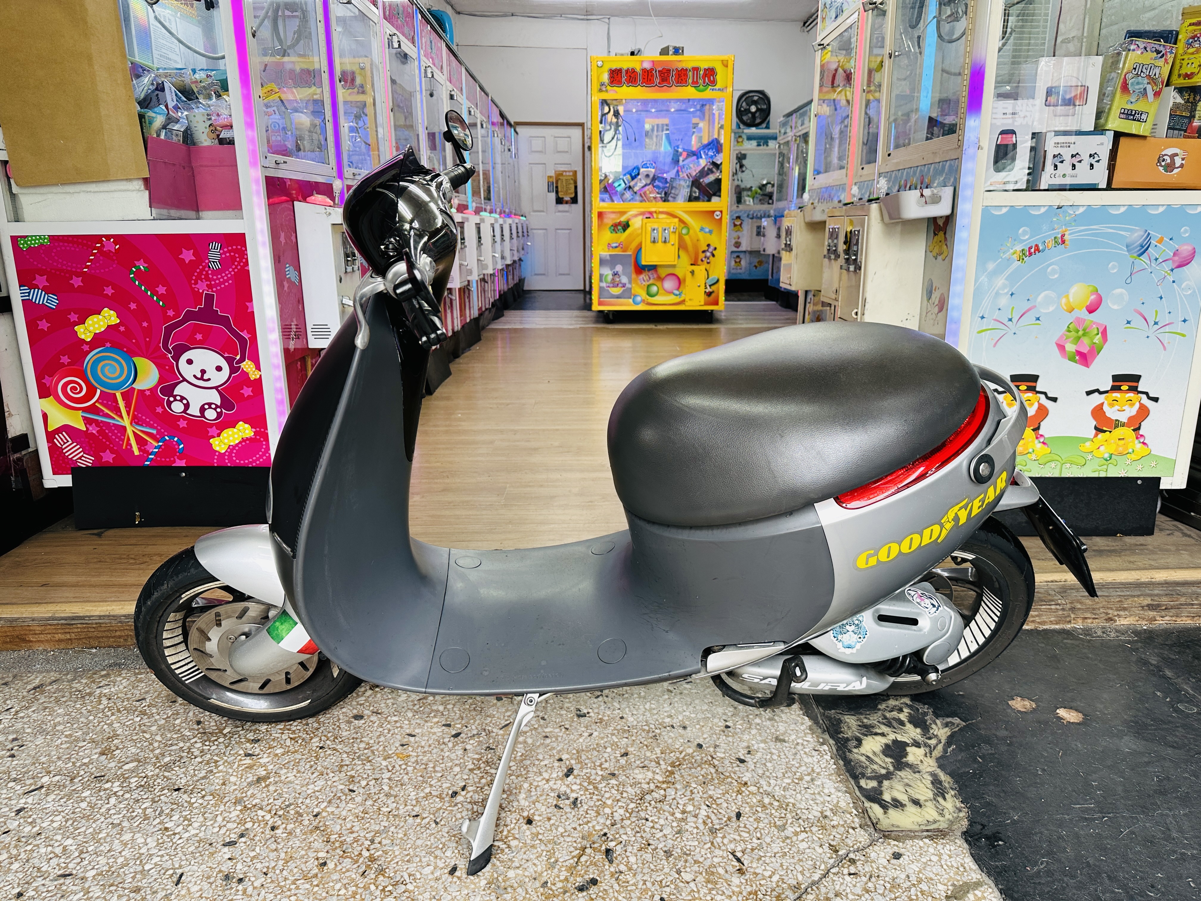 Gogoro Gogoro - 中古/二手車出售中 睿能 GOGORO 1 電動車 有倒退擋 狗狗肉 | 輪泰車業