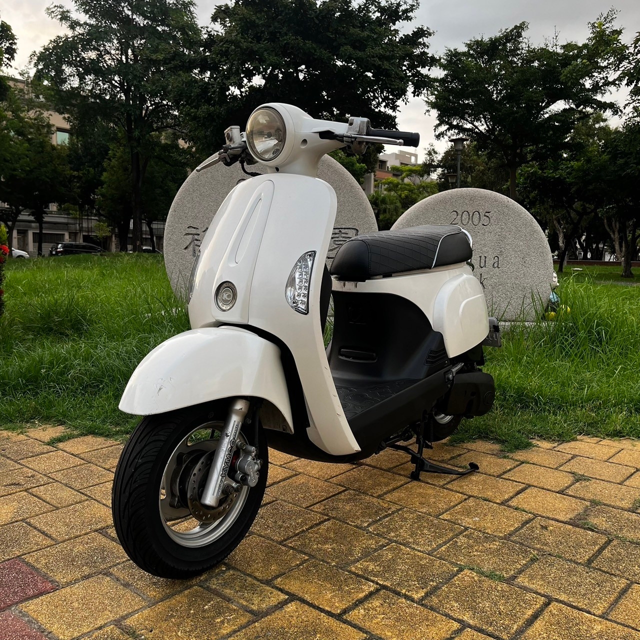 【貳輪嶼中古機車專賣-台南店】光陽 MANY 100 - 「Webike-摩托車市」 2010 光陽 MANY 100 #9137 輕巧靈活小車