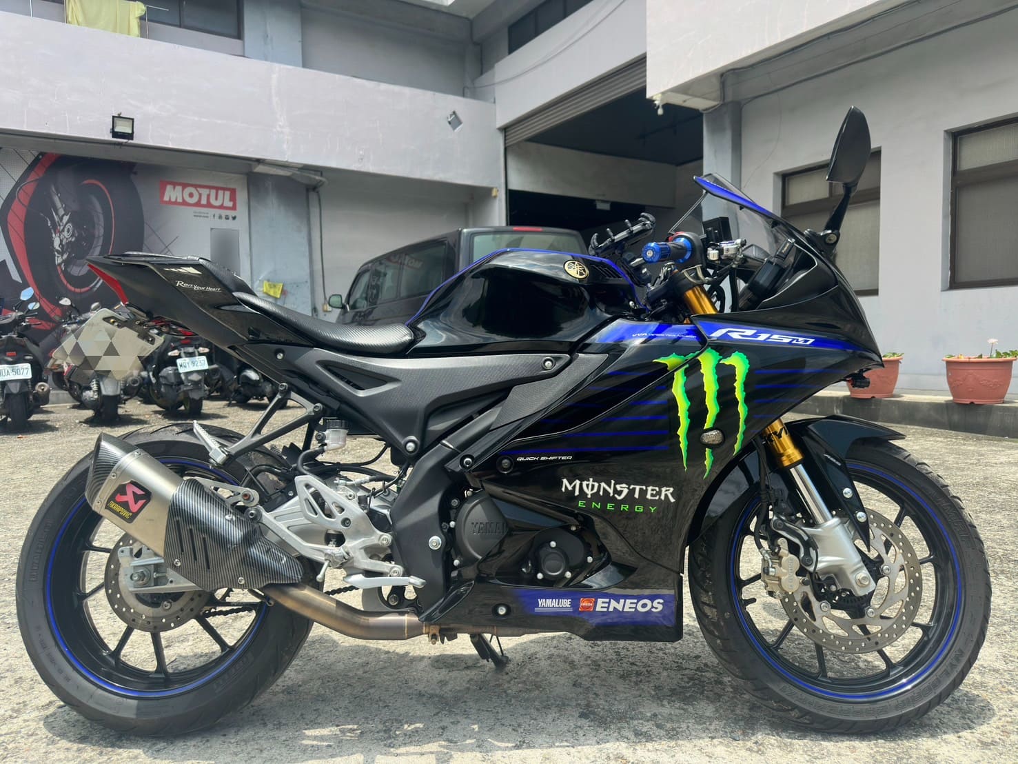 YAMAHA YZF-R15 - 中古/二手車出售中 2022年 YAMAHA YZF-R15M 魔爪/0元交車/分期貸款/車換車/線上賞車/到府交車 | 翊帆國際重車