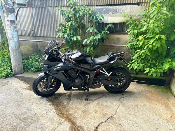 HONDA CBR650R - 中古/二手車出售中 HONDA CBR650R 台本車 | 個人自售