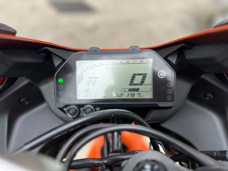 YAMAHA YZF-R3 - 中古/二手車出售中 2022年 R3 一手車 無摔 無事故 W!ZH腳踏後移 短牌架 阿宏大型重機買賣 | 阿宏大型重機買賣