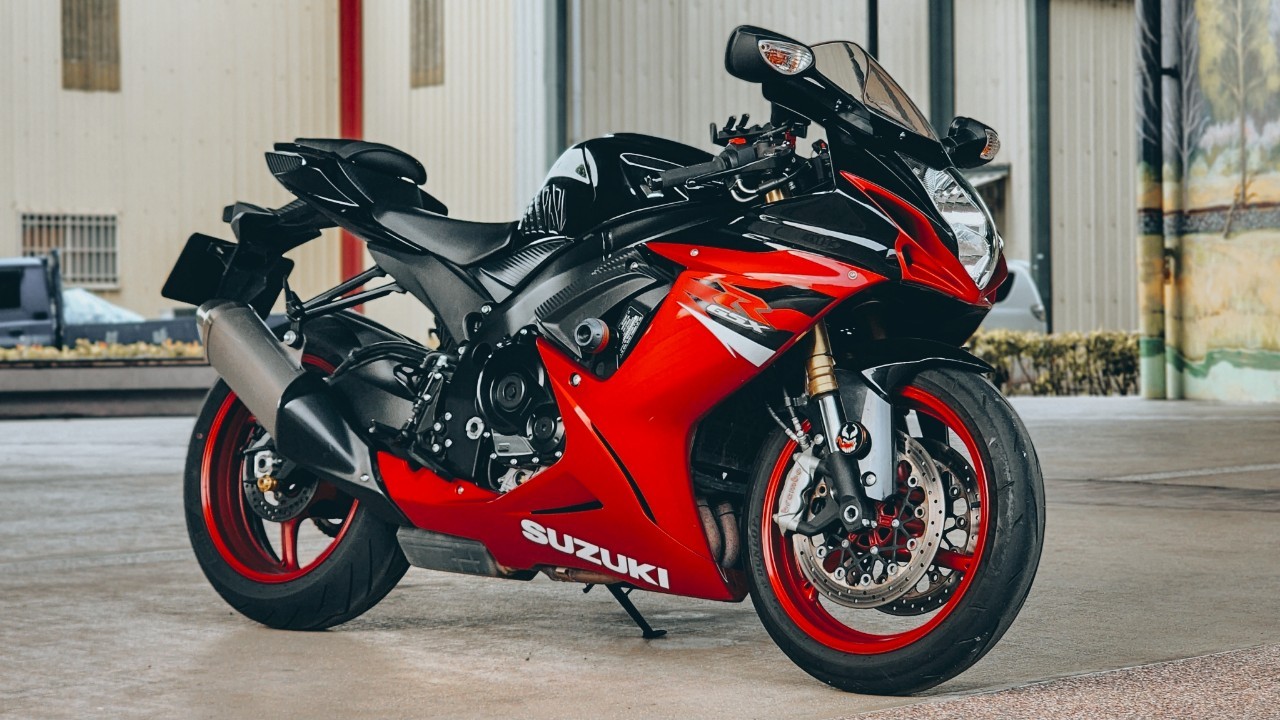 SUZUKI GSX-R750 - 中古/二手車出售中 2018 SUZUKI GSXR750 稀有750仿賽 低里程 車況優 | 個人自售