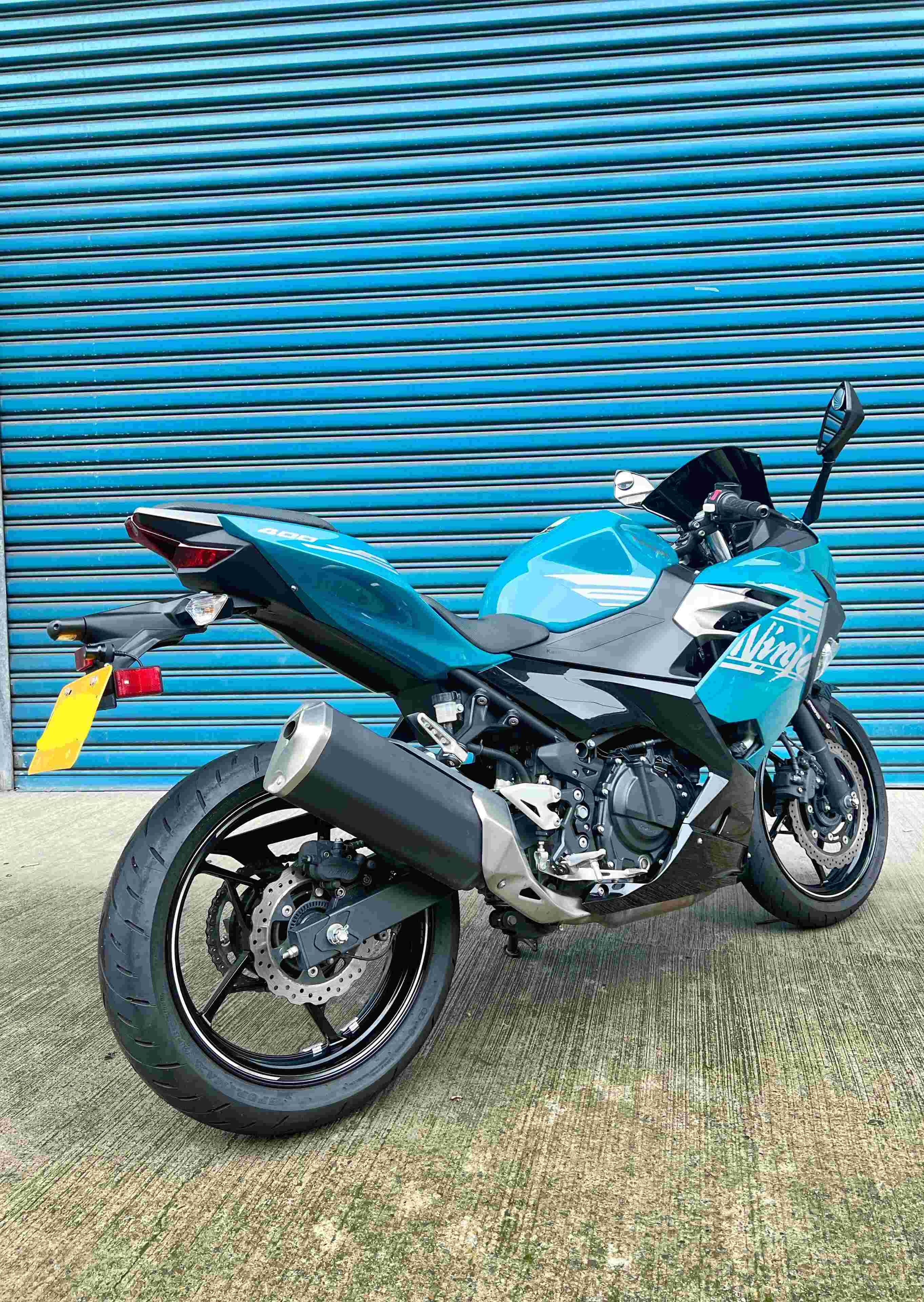 KAWASAKI NINJA400 - 中古/二手車出售中 2021年 NINJA400 珊瑚藍 原廠保固中 年度獨家配色 無摔 無事故 | 阿宏大型重機買賣