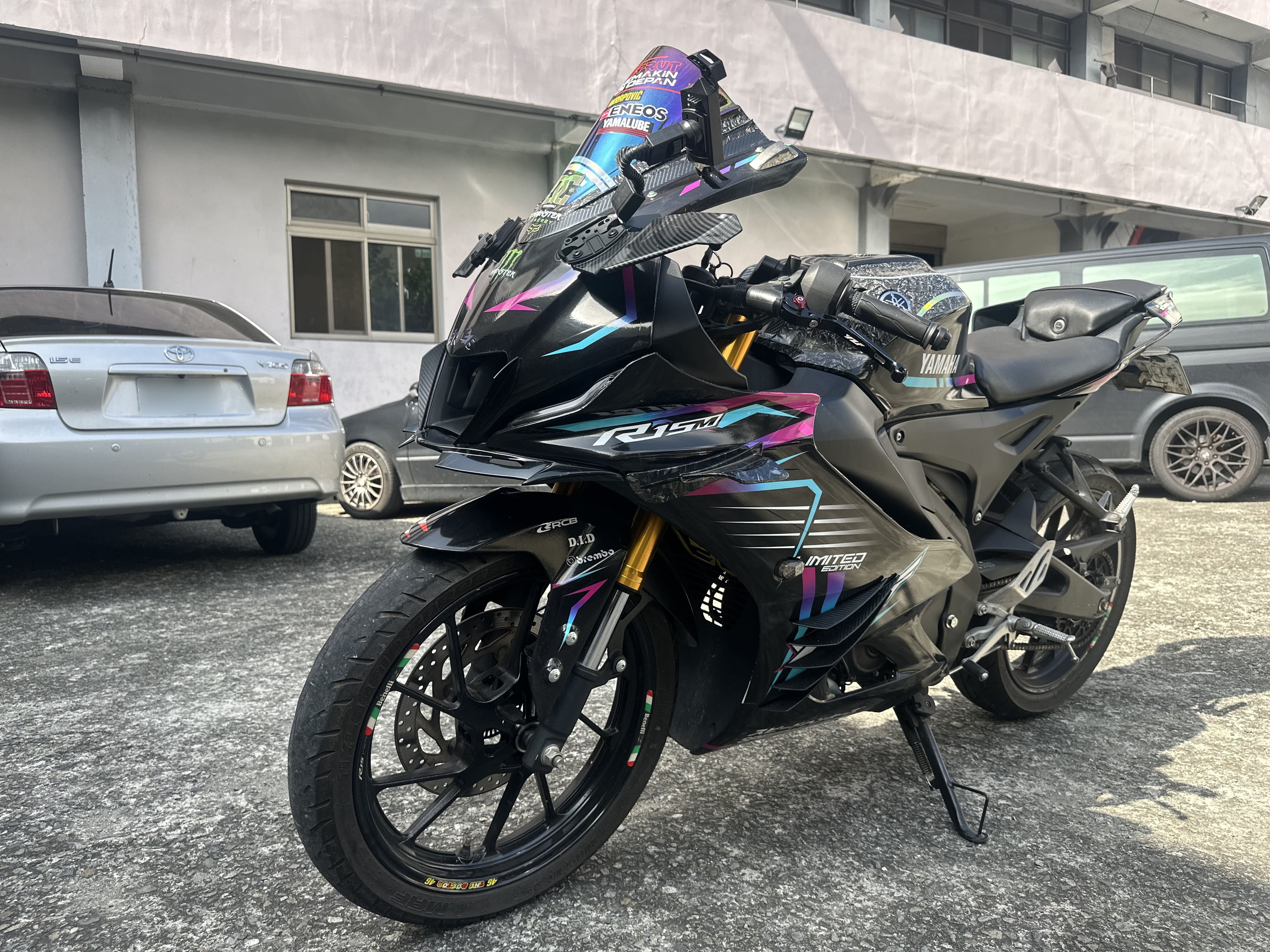 【翊帆重車-Queena】YAMAHA YZF-R15 - 「Webike-摩托車市」 2022年 YAMAHA YZF-R15 V4/0元交車/分期貸款/車換車/線上賞車/到府交車