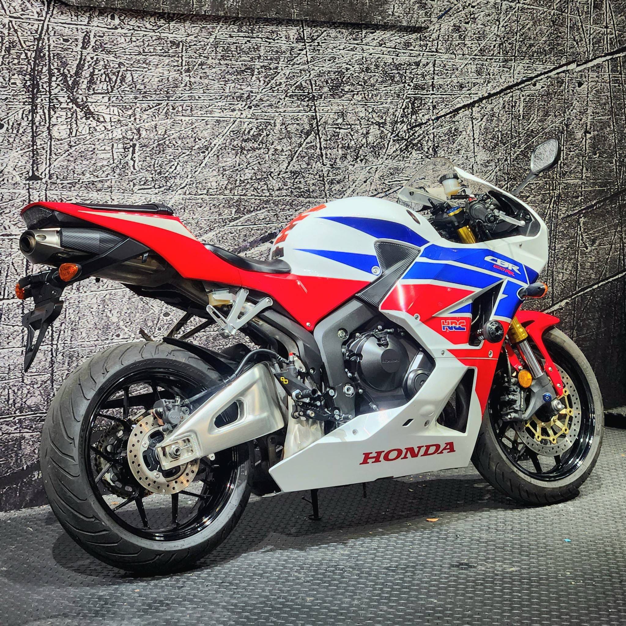 HONDA CBR600RR - 中古/二手車出售中 2014年 HONDA CBR600RR/0元交車/分期貸款/車換車/線上賞車/到府交車 | 翊帆國際重車