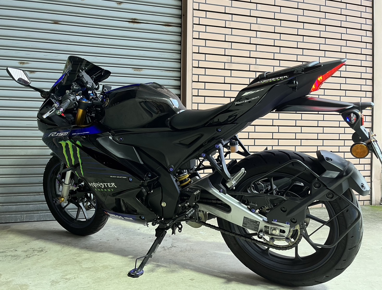 YAMAHA YZF-R15 - 中古/二手車出售中 R15 V4 M 摩爪版本 低哩程 實用改裝多 | 個人自售