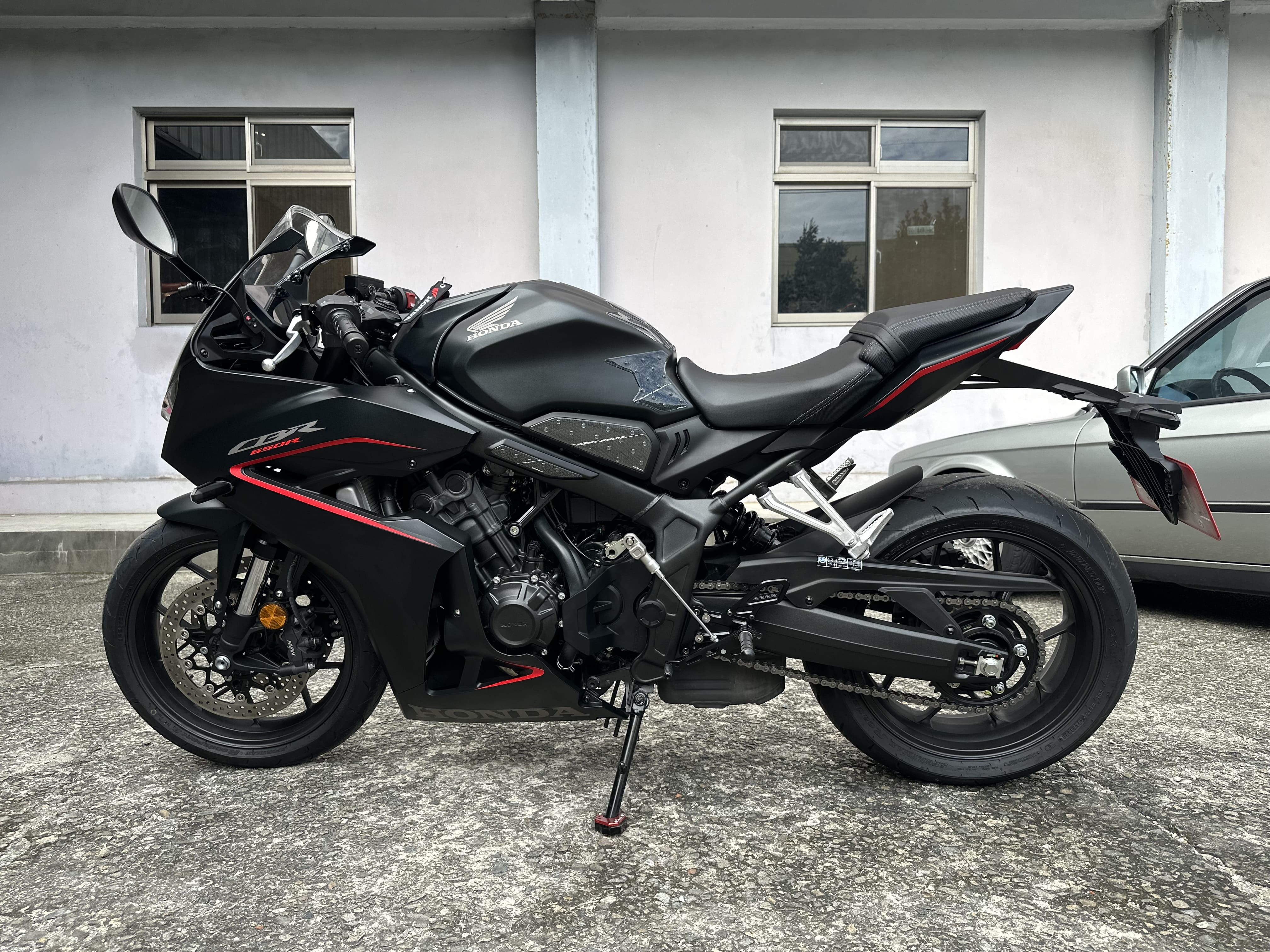 HONDA CBR650R - 中古/二手車出售中 2024年 HONDA CBR650R/0元交車/分期貸款/車換車/線上賞車/到府交車 | 翊帆國際重車