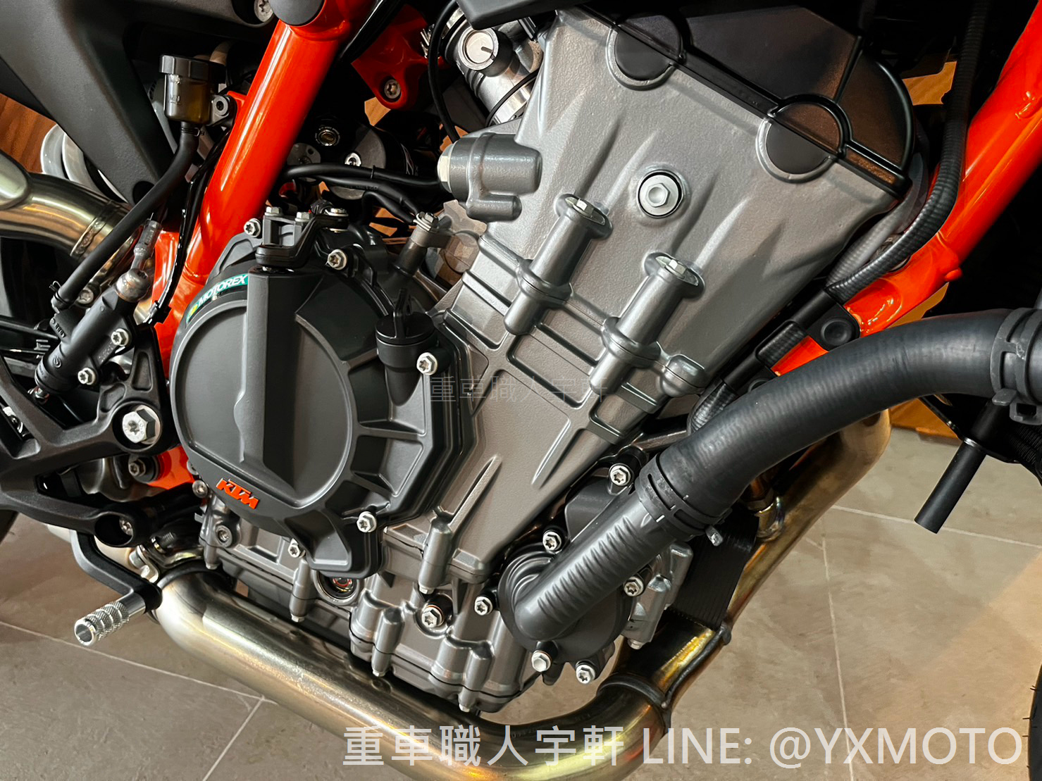 KTM  890 DUKE R 新車出售中 【敏傑宇軒】KTM 890 DUKE R 藍橘色 全額48期零利率 總代理公司車 | 重車銷售職人-宇軒 (敏傑)