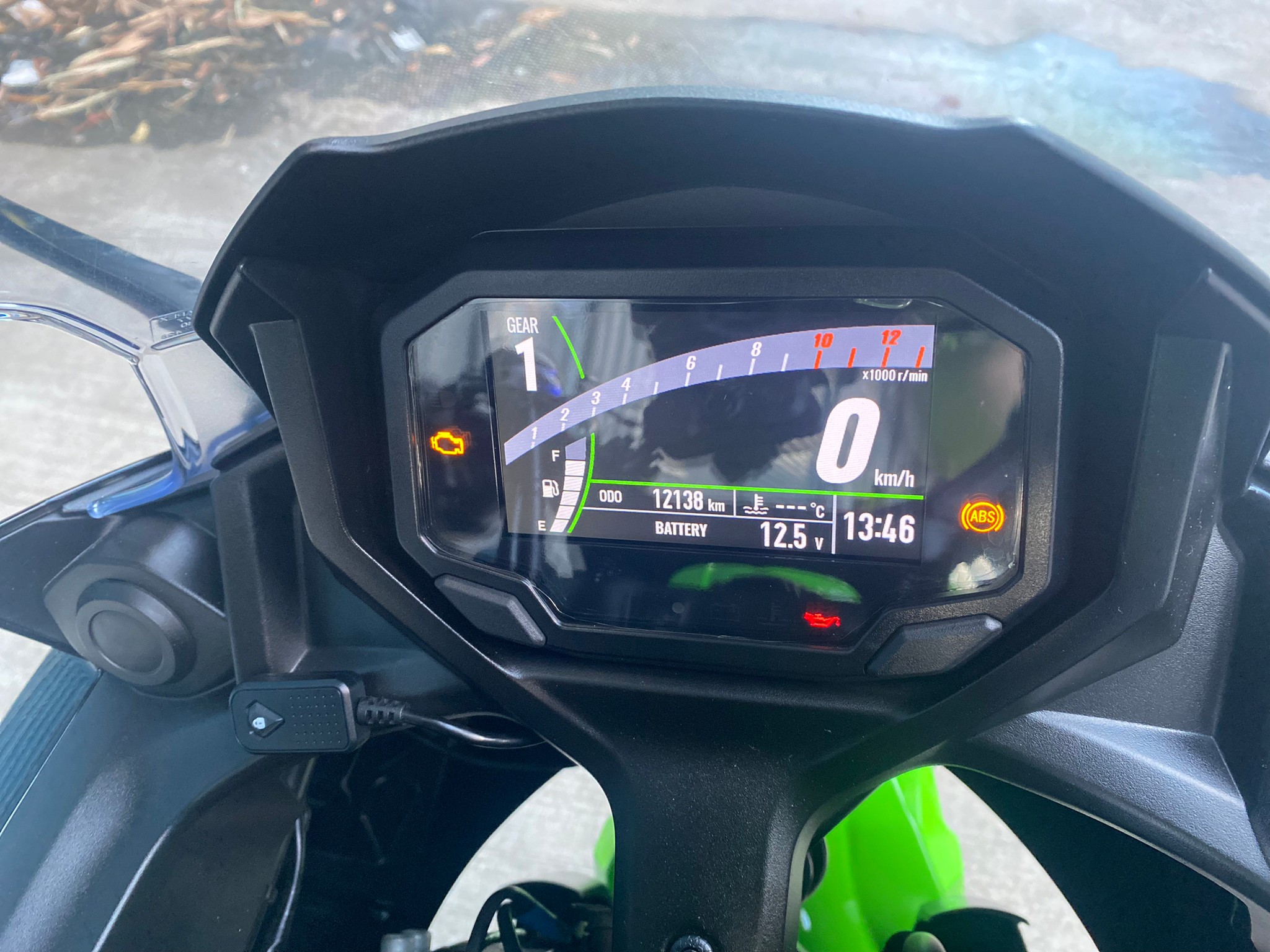 KAWASAKI NINJA650 - 中古/二手車出售中 20年忍650 無摔 無事故 基本改:行車記錄器 防倒球 左右拉桿 短牌架 後方向燈 IG:大聖二輪廣場 | Motoshen大聖二輪廣場