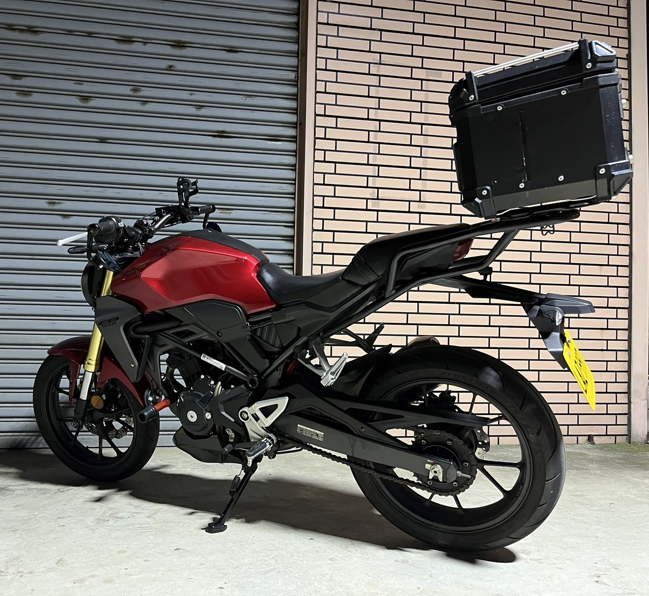 HONDA CB300R - 中古/二手車出售中 22款 台本CB300R 無傷痕無漏油 車漆也很美 | 個人自售