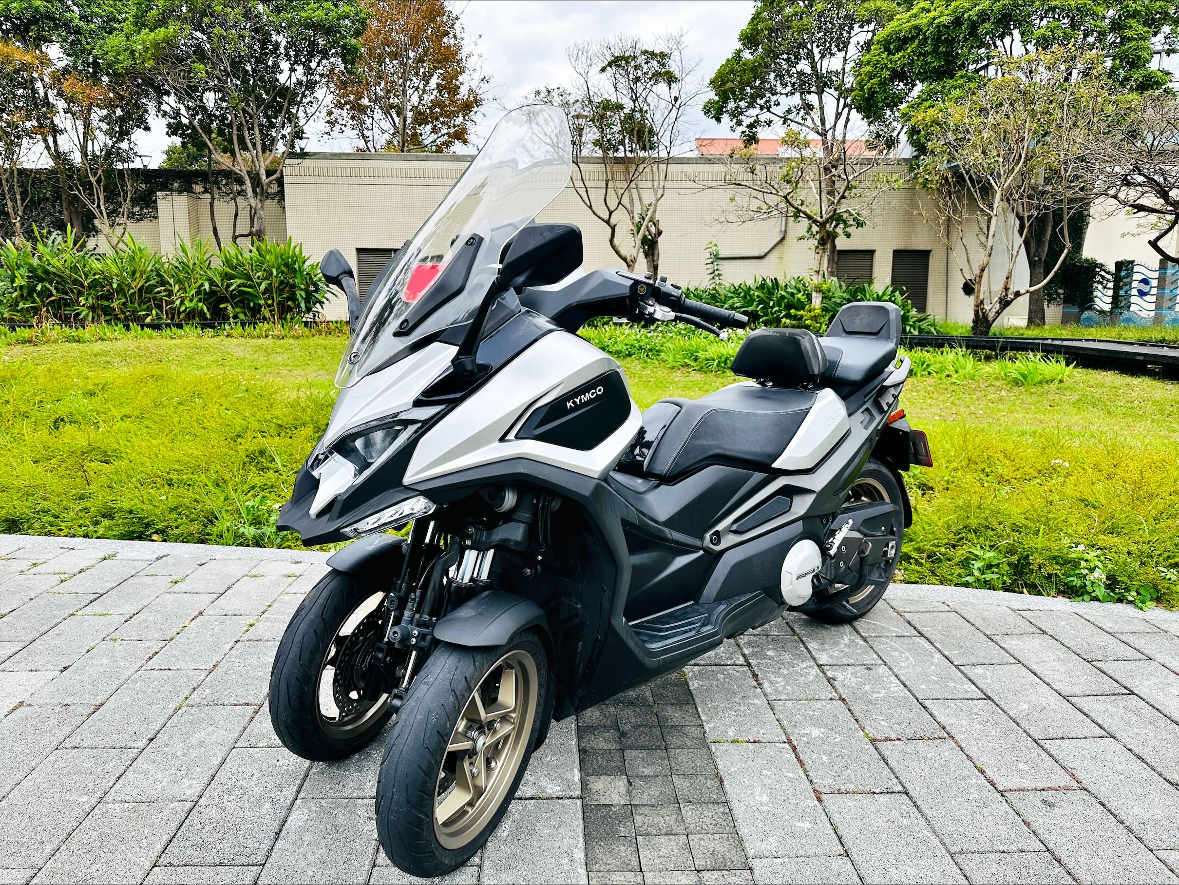 【輪泰車業】光陽 CV3 - 「Webike-摩托車市」 KYMCO 光陽 CV3 550 2022 三輪車 重機