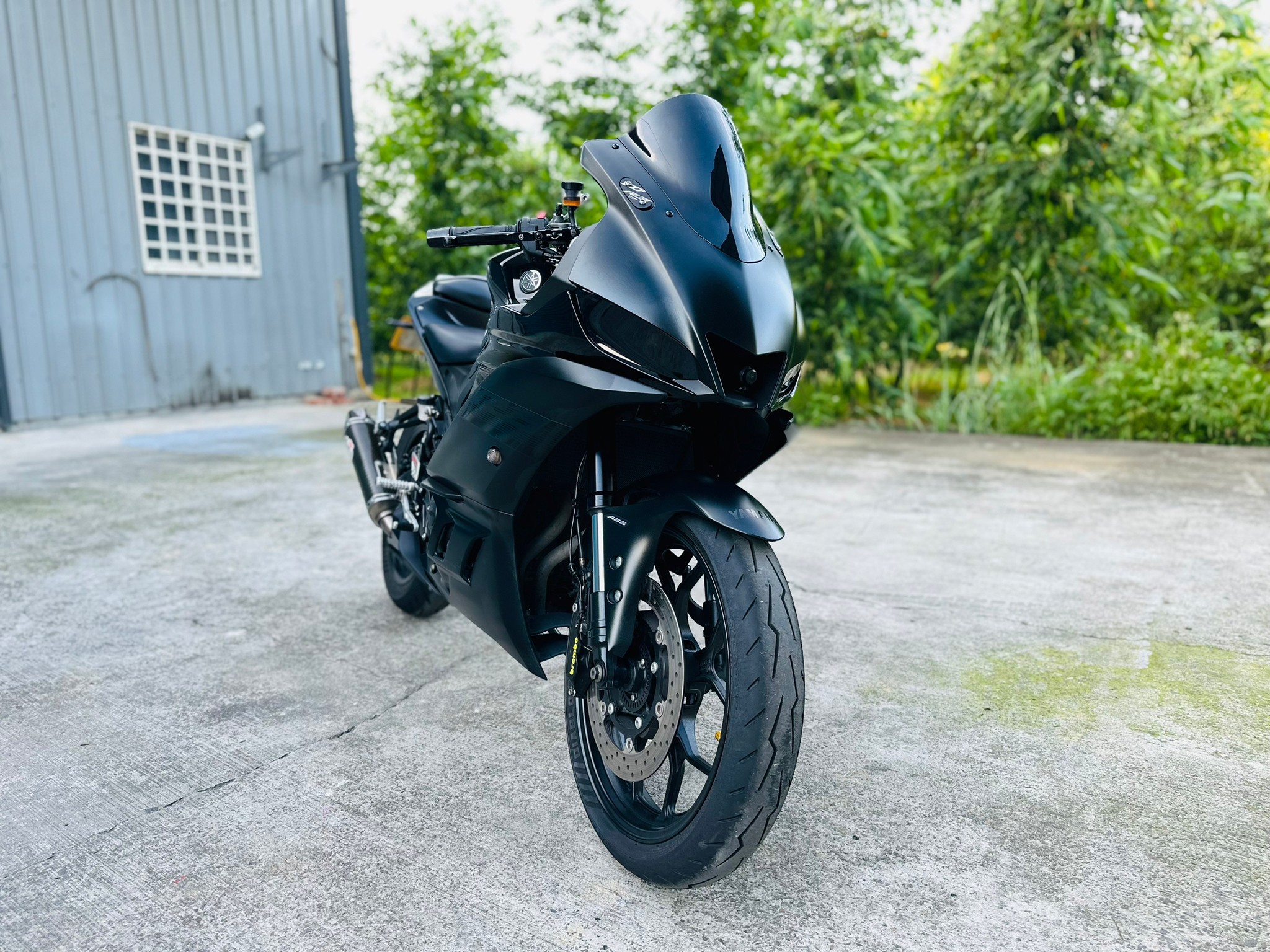 【摩托販】YAMAHA YZF-R3 - 「Webike-摩托車市」 Yamaha R3 全車黑化 重點改裝