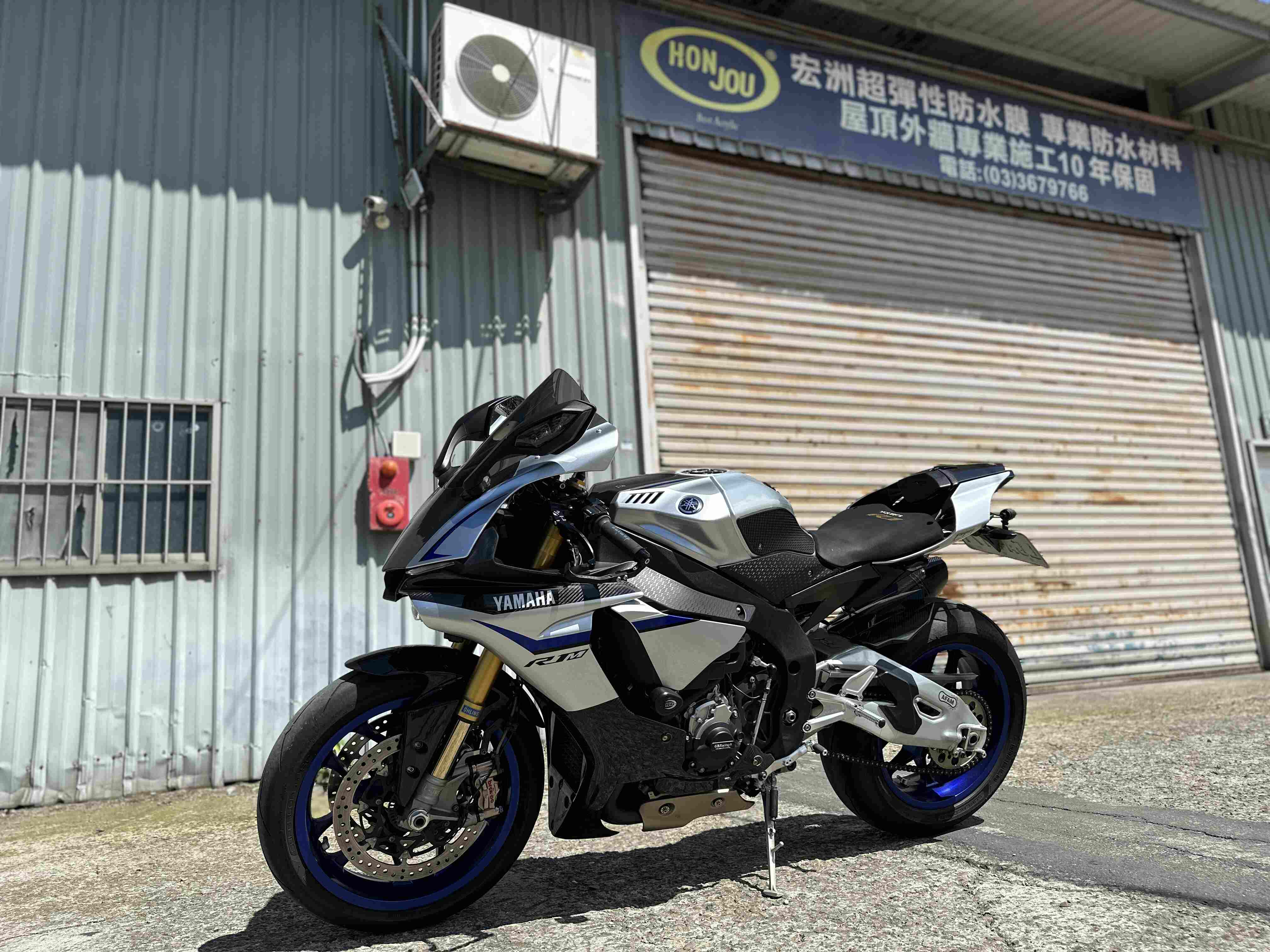 【湯姆重機】YAMAHA YZF-R1M - 「Webike-摩托車市」 湯姆重機 2015 Yamaha YZF-R1M