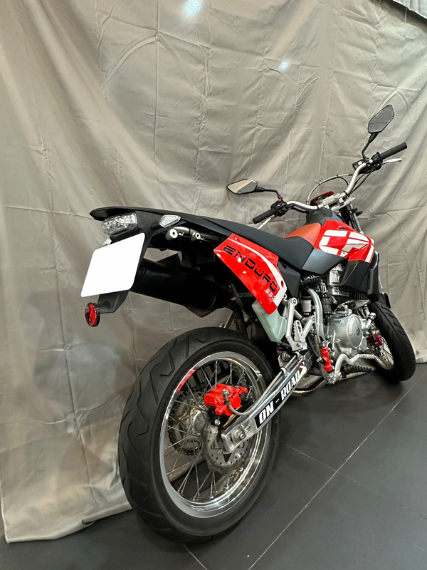 CPI ENDURO SM250 - 中古/二手車出售中 已收訂* 2020 CPI sm250fi | 佶輪車業有限公司