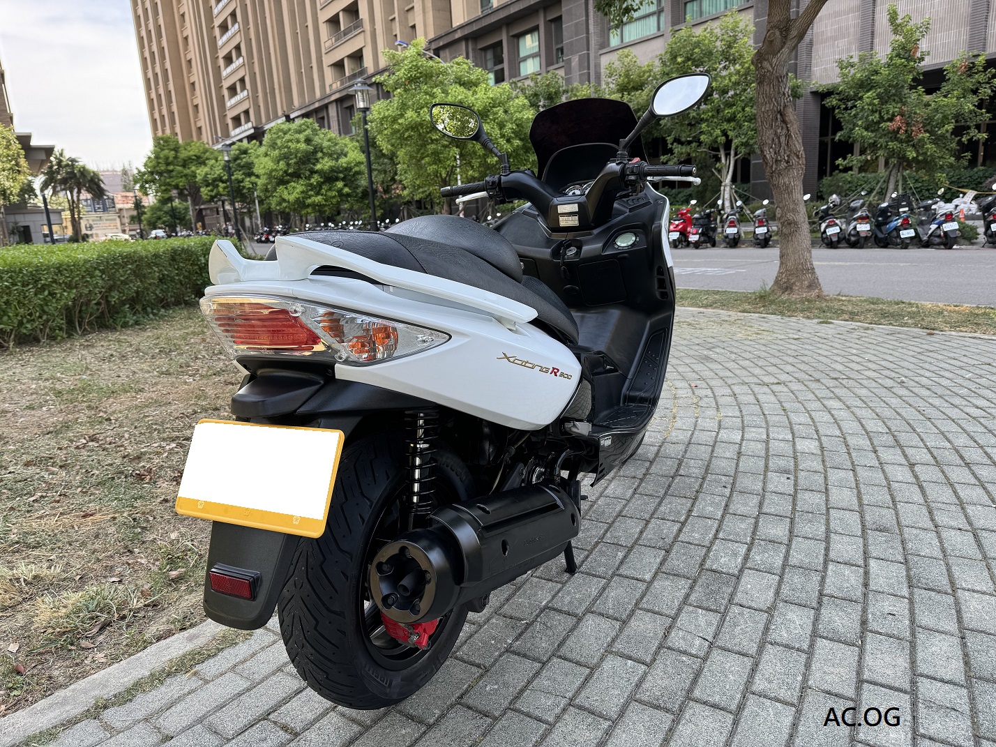 光陽 XCITING 300 - 中古/二手車出售中 【新竹長龍車業】KYMCO 光陽 刺激300 | 新竹長龍車業行