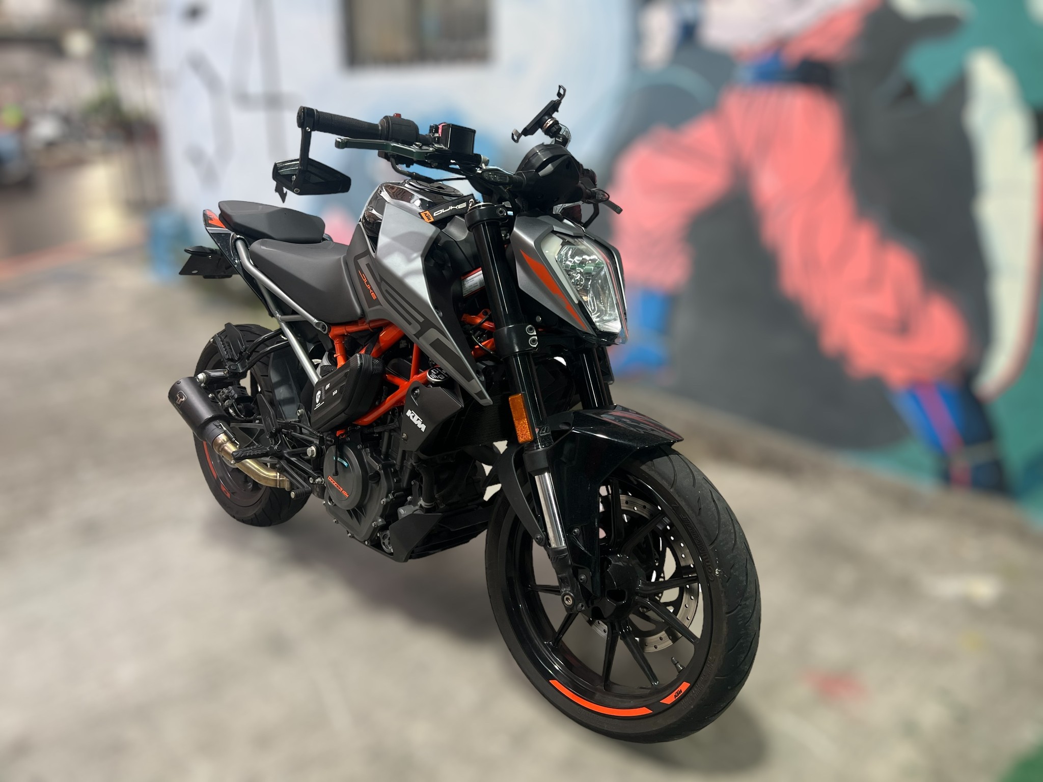 SUZUKI GIXXER 250 - 中古/二手車出售中 Suzuki GIXXER 250 ABS 公司車  協助分期、託運、換車補貼、代償結清 Line ID:@q0984380388 | 小菜輕重機