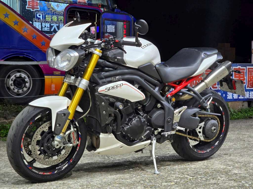 TRIUMPH  SPEED TRIPLE 1050R - 中古/二手車出售中 [出售] 2012年 TRIUMPH SPEED TRIPLE 1050R ABS | 老爹重機