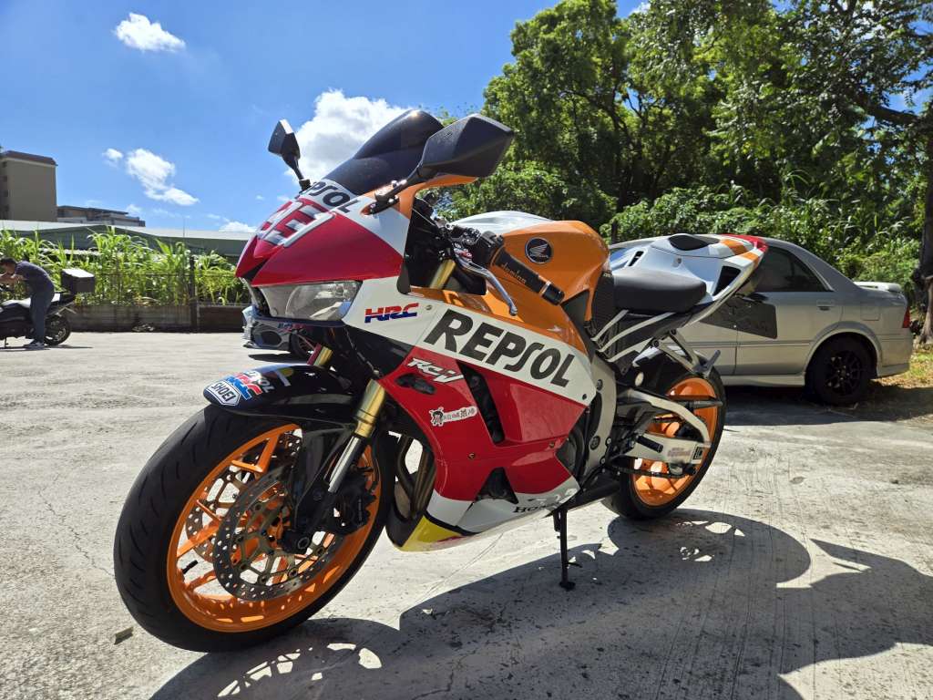 HONDA CBR600RR - 中古/二手車出售中 [出售] 2014年 HONDA CBR600RR  | 老爹重機