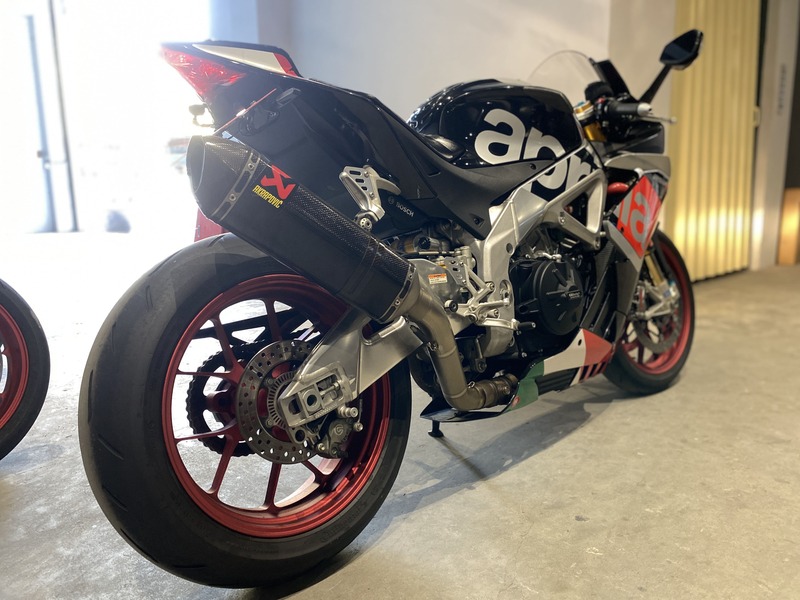 APRILIA RSV4 RF - 中古/二手車出售中 2016年 APRILIA RSV4 RF/0元交車/分期貸款/車換車/線上賞車/到府交車 | 翊帆國際重車