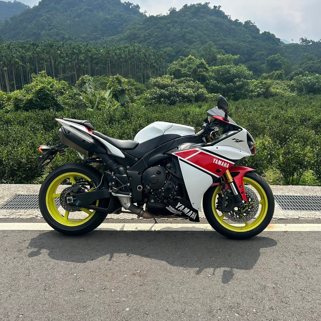 YAMAHA YZF-R1 - 中古/二手車出售中 2014年 YAMAHA YZF-R1/0元交車/分期貸款/車換車/線上賞車/到府交車 | 翊帆國際重車