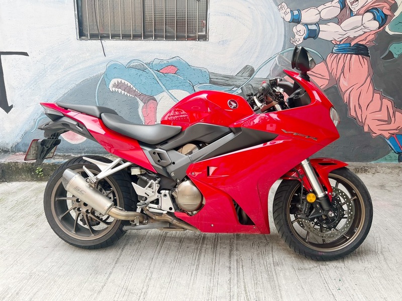 【大蔡】HONDA VFR800F - 「Webike-摩托車市」 HONDA VFR800F ABS