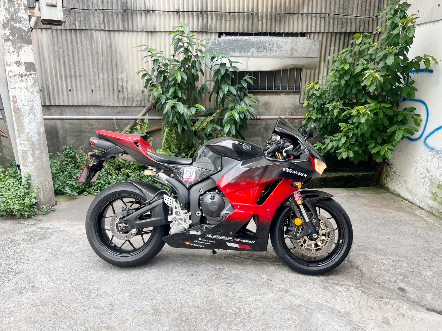 HONDA CBR600RR - 中古/二手車出售中 HONDA CBR600RR | 大蔡