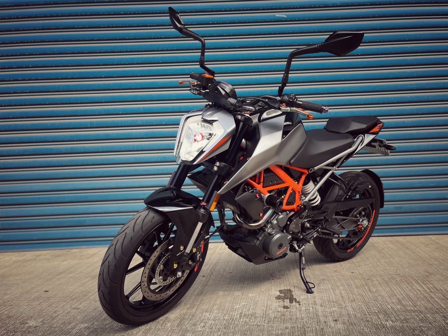 KTM 250DUKE - 中古/二手車出售中 公司車 鈦合金前中段排氣管 魚眼大燈 精品改裝 小資族二手重機買賣 | 小資族二手重機買賣