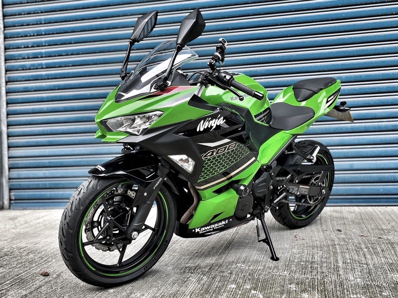 KAWASAKI NINJA400 - 中古/二手車出售中 碳纖維排氣管 WH!Z腳踏後移 行車記錄器 超多改裝 小資族二手重機買賣 | 小資族二手重機買賣