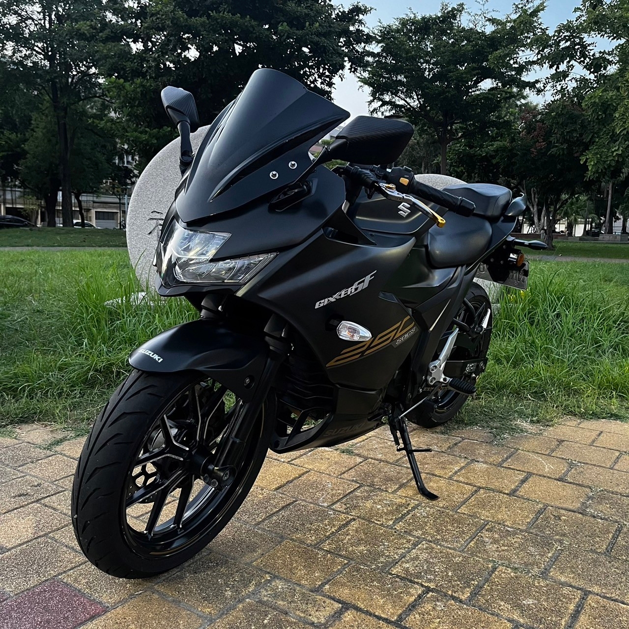 【貳輪嶼中古機車專賣-台南店】SUZUKI GIXXER 250 SF - 「Webike-摩托車市」