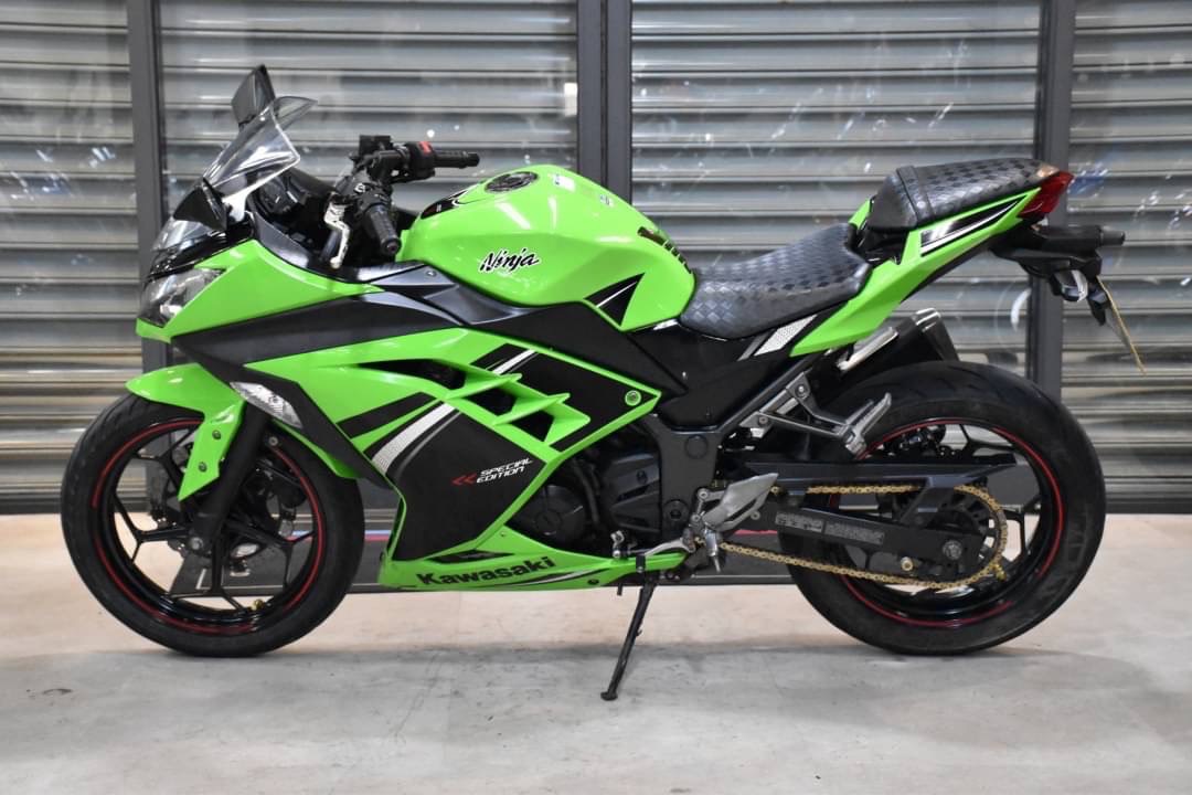 KAWASAKI NINJA300 - 中古/二手車出售中 超貸10萬輕鬆貸 小資族二手重機買賣 | 小資族二手重機買賣