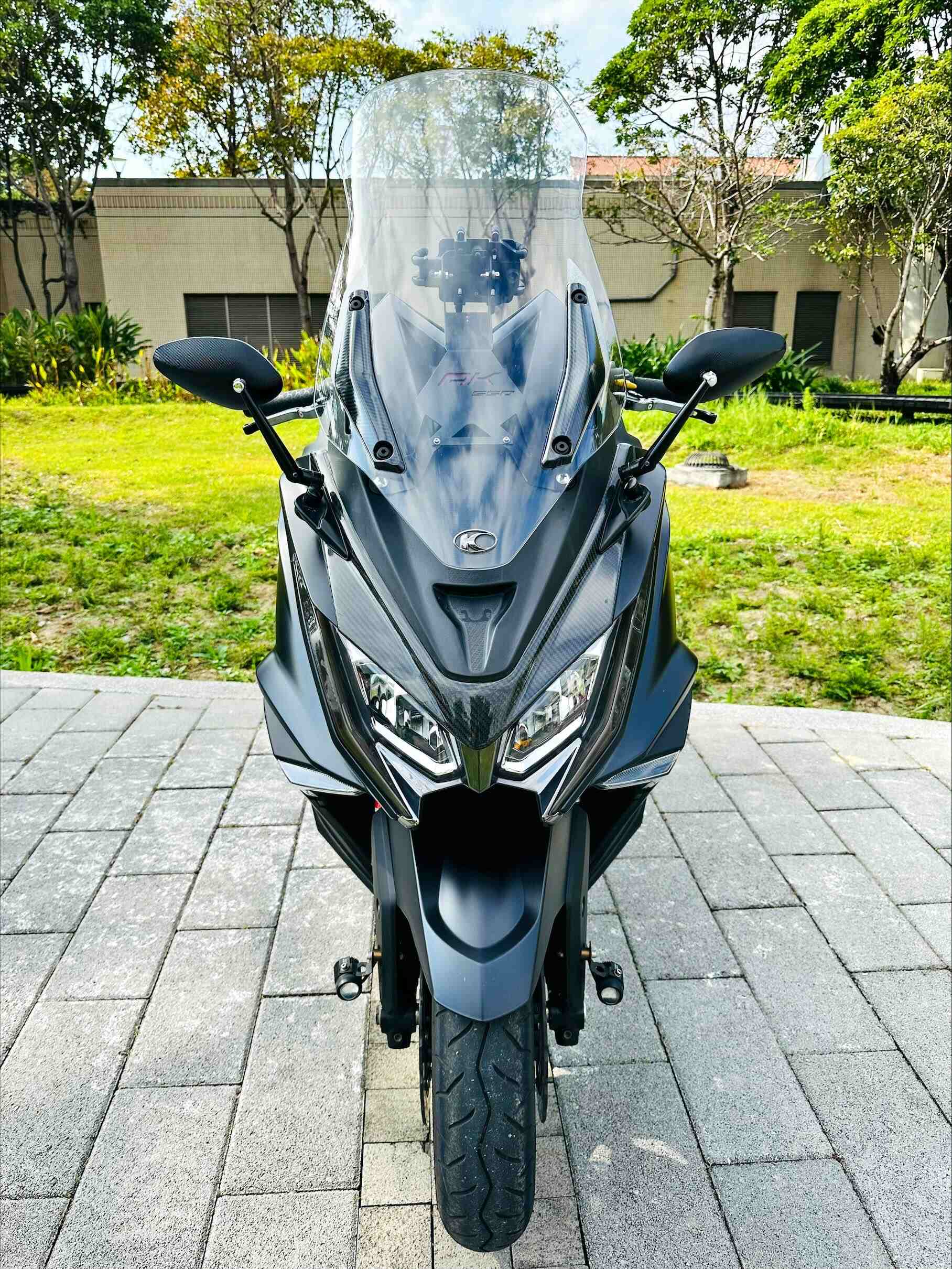 【輪泰車業】光陽 AK 550 - 「Webike-摩托車市」 KYMCO 光陽 AK550 2017 少騎車美有裝霧燈